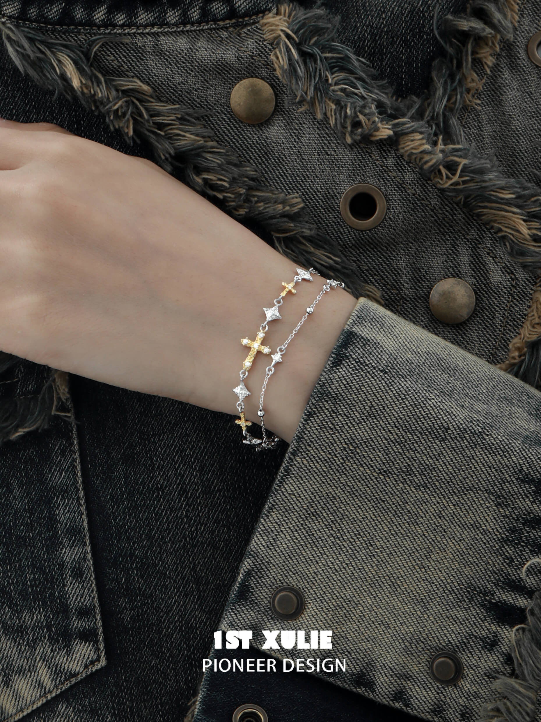 1ST XULIE "Starfall" Celestial Meteor Couples Chain Bracelet in 925 Silver and Platinum Plate - Clasp Detail