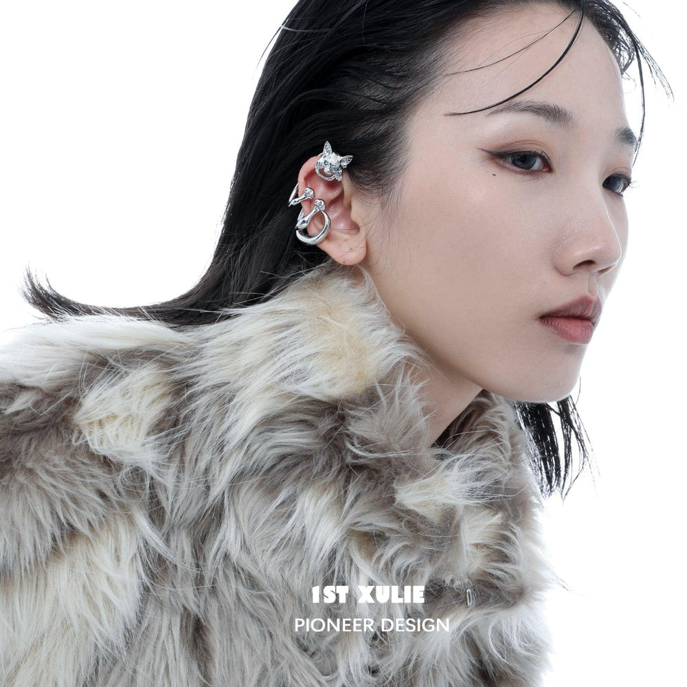 1ST XULIE "Cat's Gaze" Statement Cat Head Ear Wraps in Platinum Plated - Detail Shot