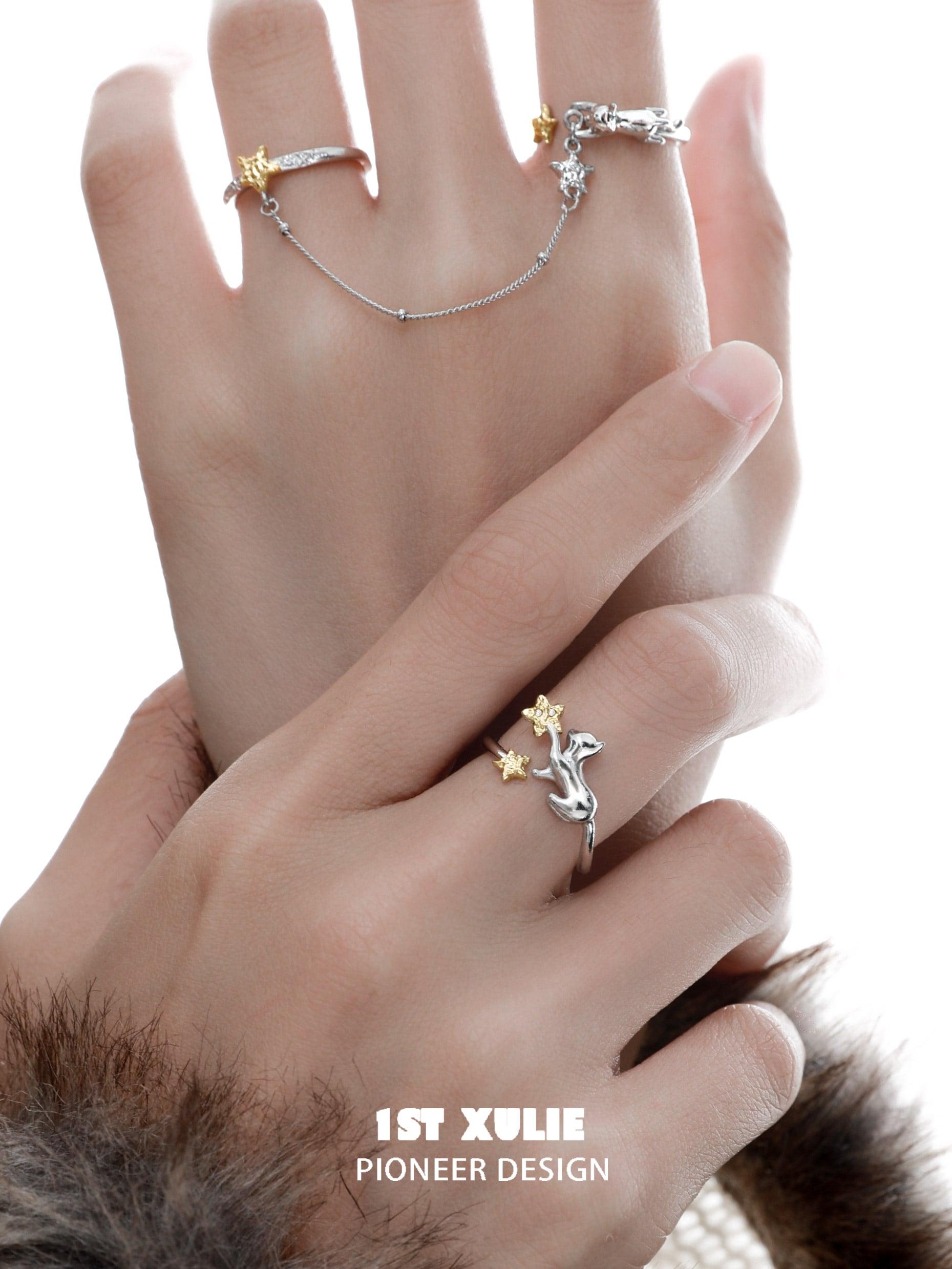 1ST XULIE "CAT'S GAZE" Statement Open Cat Ring in 925 Sterling Silver - Lifestyle Shot
