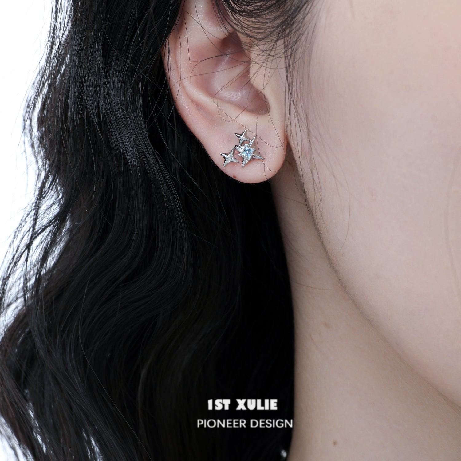 1ST XULIE "Cat's Gaze" Upside Down Cat Head Dangle Earrings in Platinum Plated Brass - Detail Shot