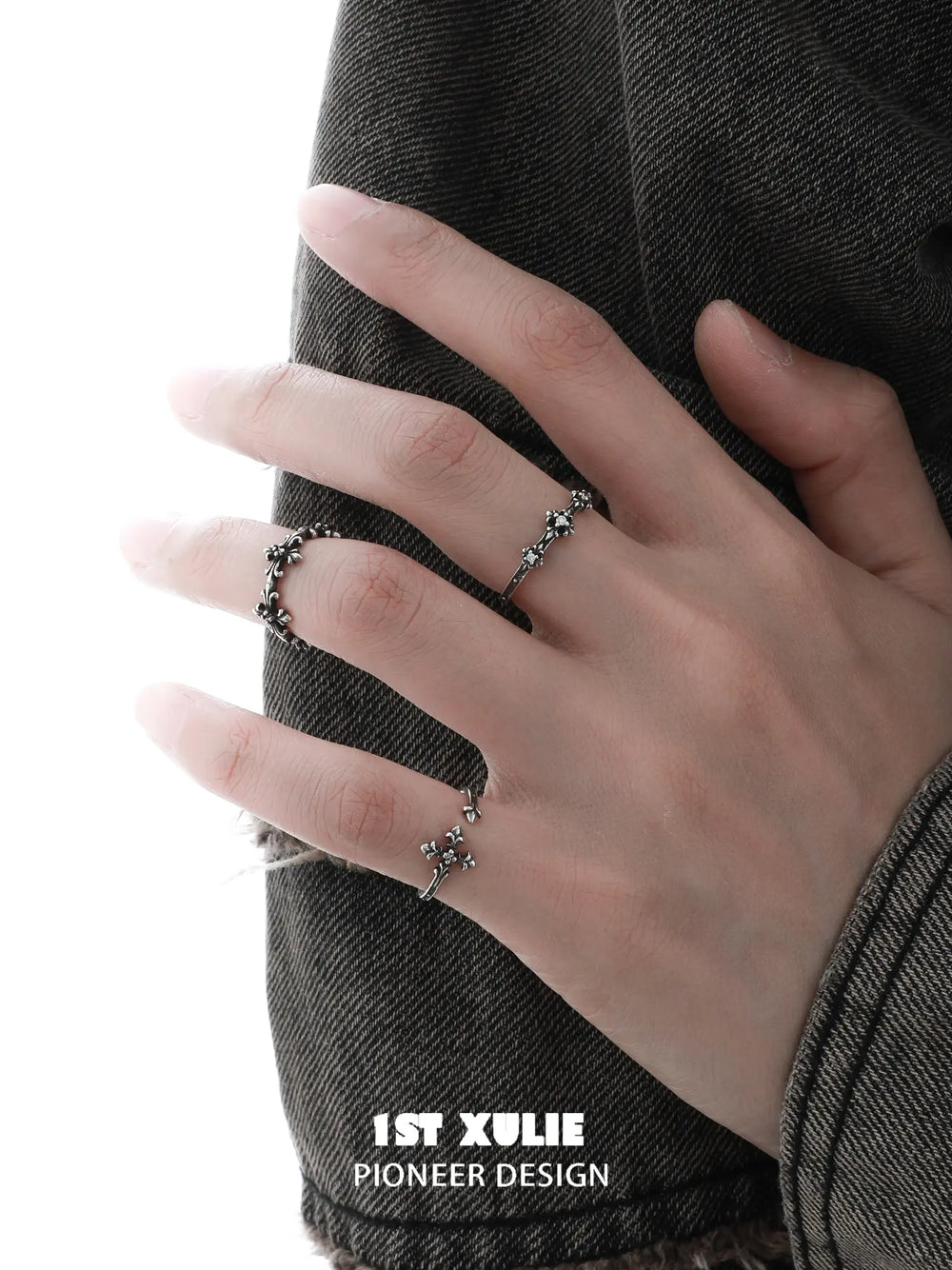1ST XULIE Jewelry "Irises" Vintage Fleur-de-Lis Cross Pinky Ring in 925 Sterling Silver - Detail Shot