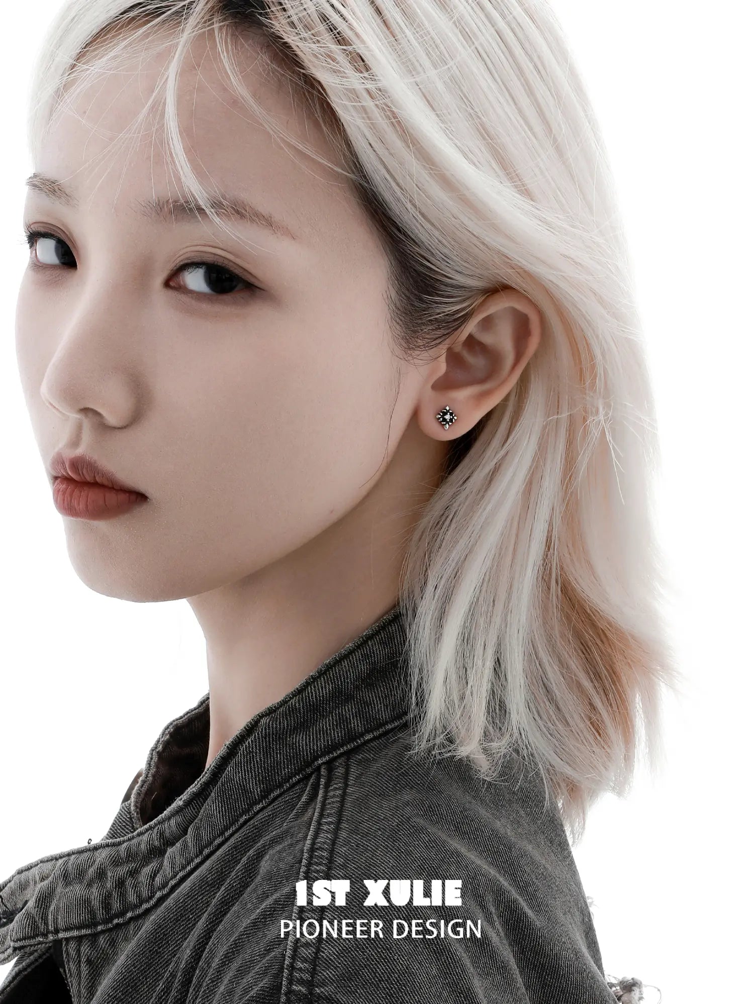 1ST XULIE "Irises" Vintage Fleur-de-Lis Stud Earrings in 925 Sterling Silver - On Model