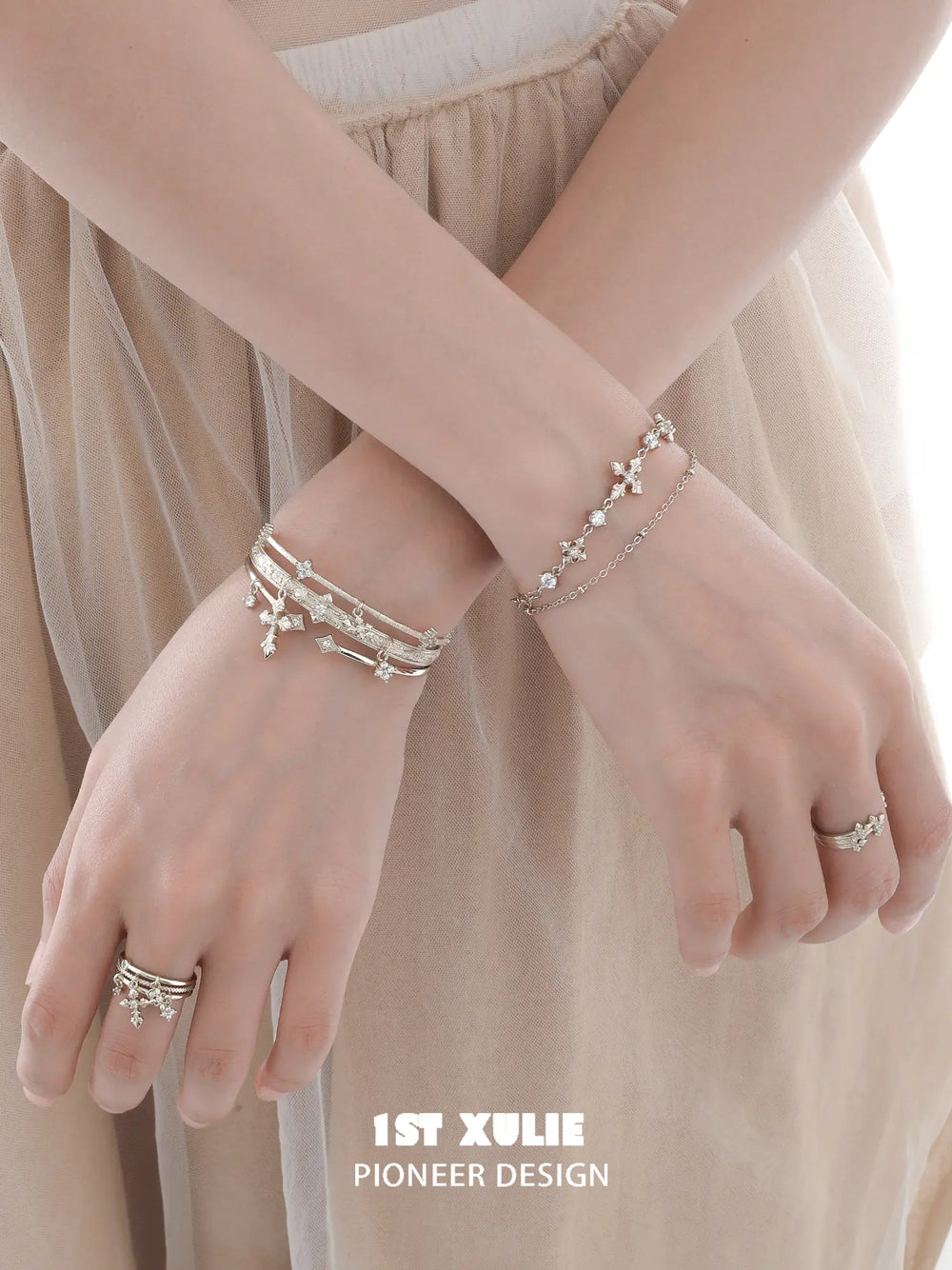 1ST XULIE Jewelry "Bastet" Vintage Iris Adjustable Bangle in 18K Gold Plated - Texture