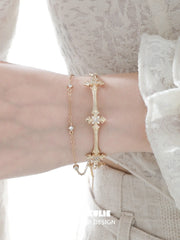 1ST XULIE Jewelry "Bastet" Vintage Iris Charm Bracelet in Rhodium Plated Brass - Detail Shot