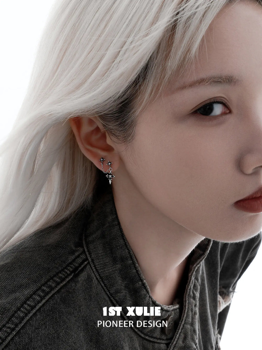 1ST XULIE Jewelry "Irises" Vintage Iris Flower Dangle Earrings in Oxidized Silver Finish - Detail Shot