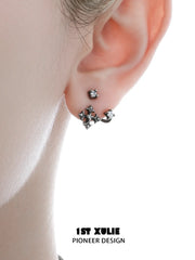 1ST XULIE Jewelry "Irises" Vintage Iris Flower Stud Earrings in Platinum Plated - Angle View