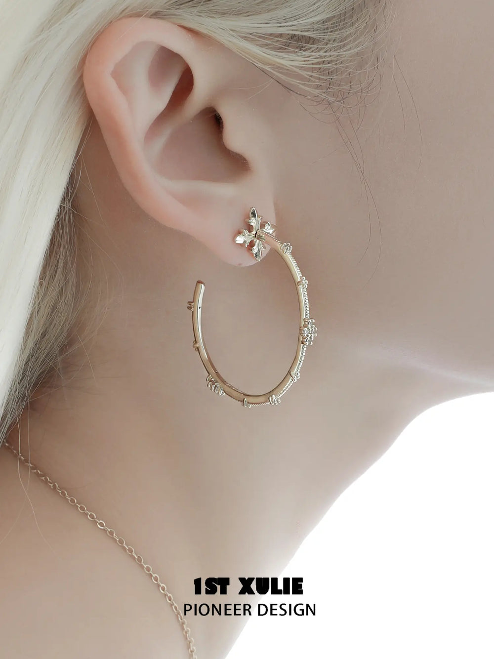 1ST XULIE Jewelry "Bastet" Vintage Iris Hoop Earrings - Packaging View