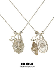 1ST XULIE Jewelry "Lace Rose" Vintage Oval Locket Pendant Necklace in 18K Gold Plated - Side View
