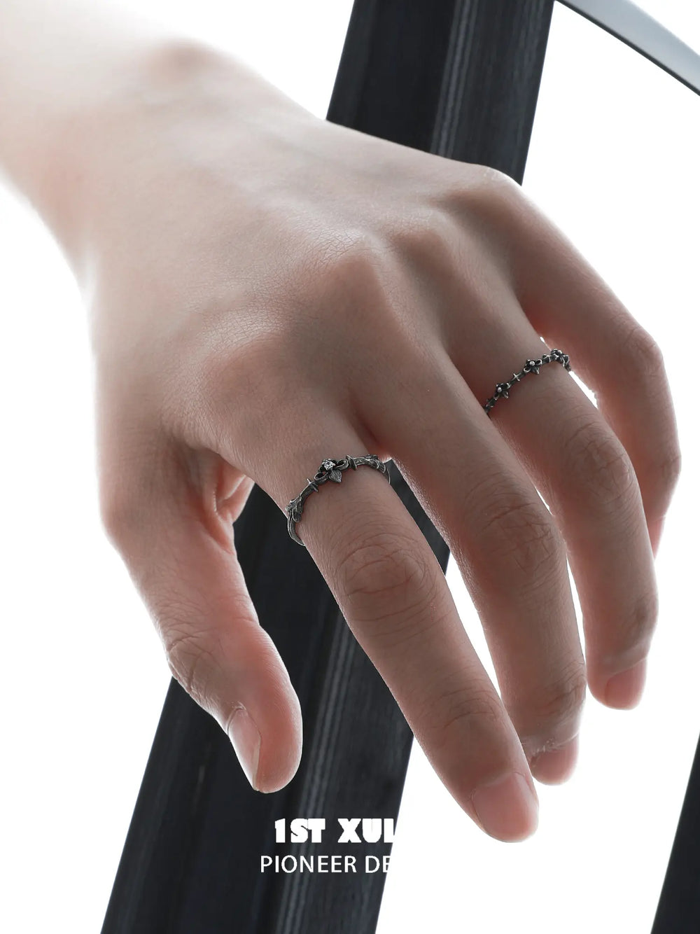 1ST XULIE Jewelry "Irises" Vintage Oxidized Iris Ring (Style C) in 925 Sterling Silver - Detail Shot