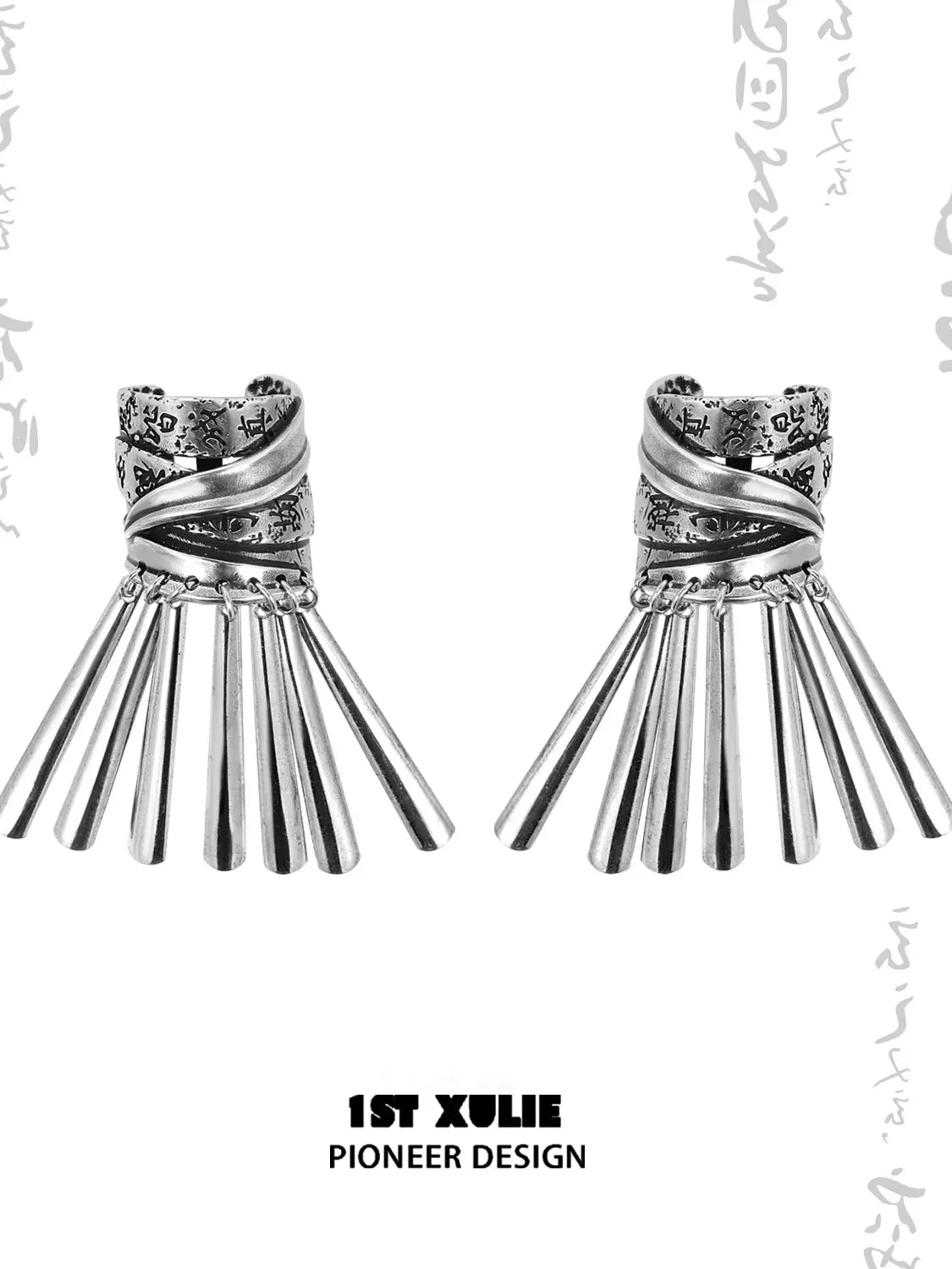 1ST XULIE Jewelry "MONOLOGUES" Vintage Sculptural Ponytail Hair Clip in Platinum Plated - Lifestyle Shot