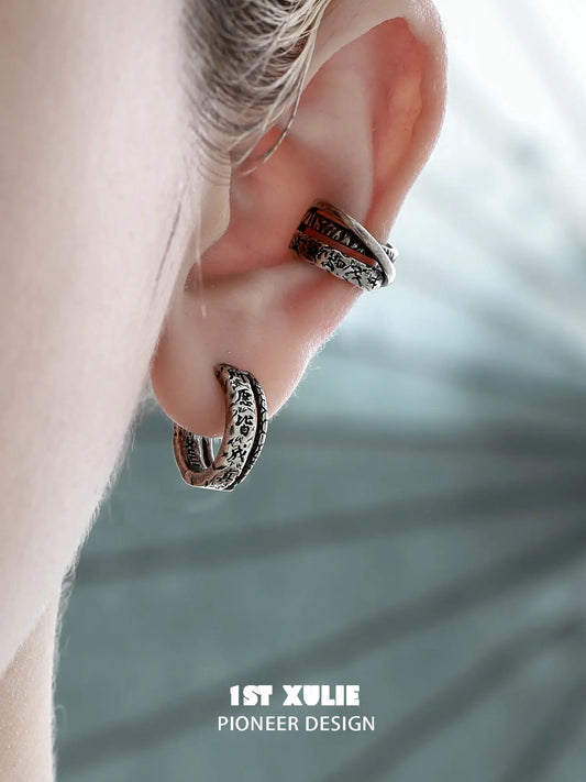 1ST XULIE Jewelry "MONOLOGUES" Vintage Textured Huggie Hoop Earrings in Platinum Plated - Packaging View