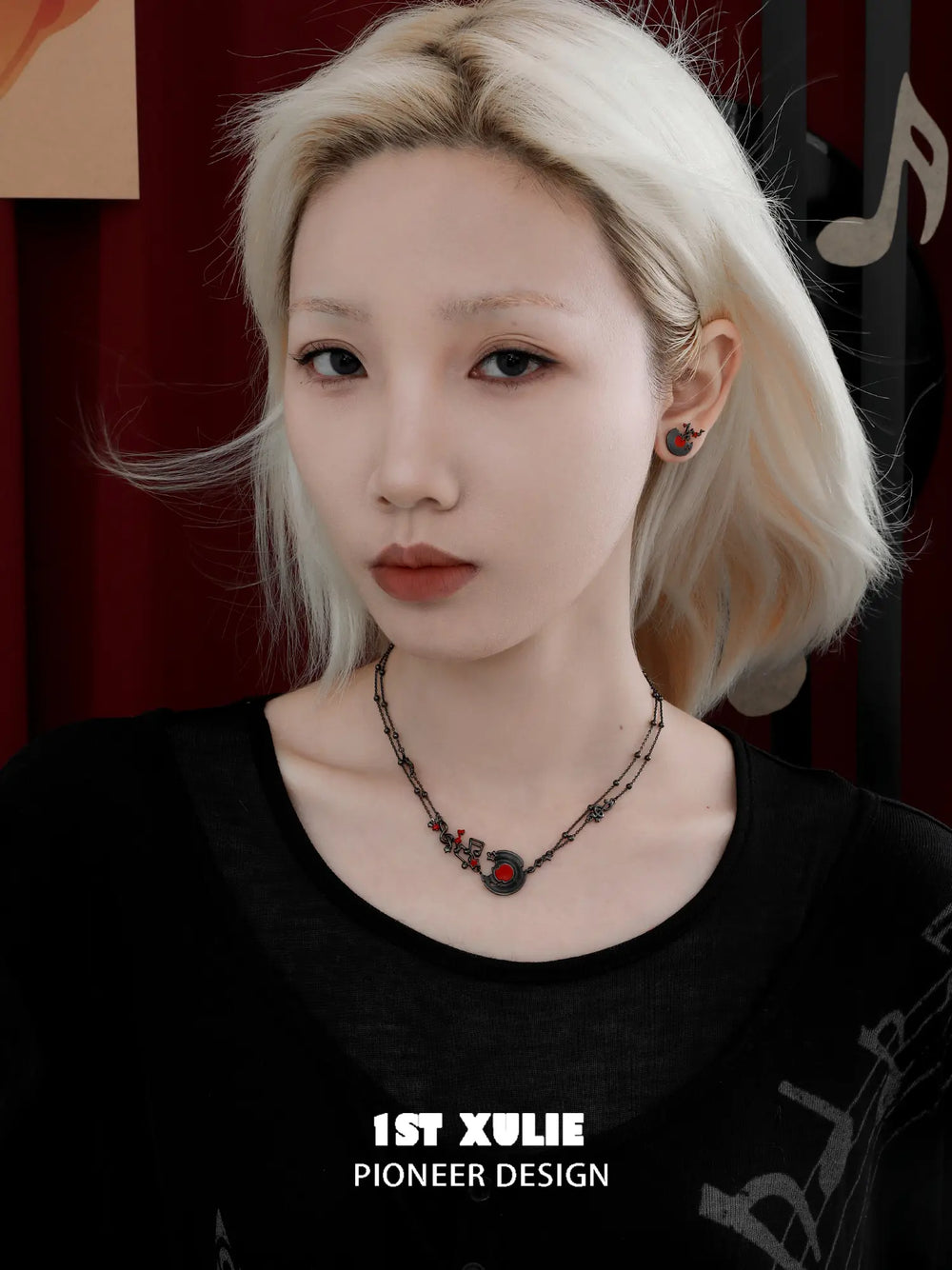 1ST XULIE Jewelry "VINYL" Vinyl Record Pendant Necklace in Platinum Plated - Packaging View