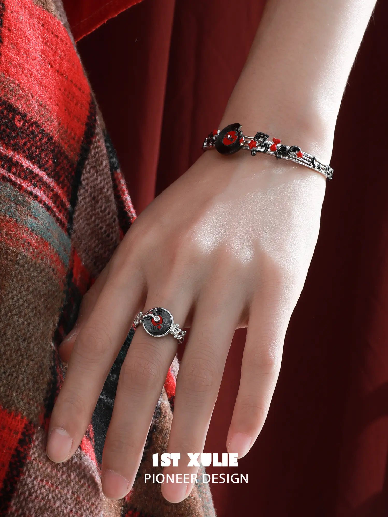 1ST XULIE Jewelry "VINYL" Vinyl Record Ring in Sterling Silver - Product View