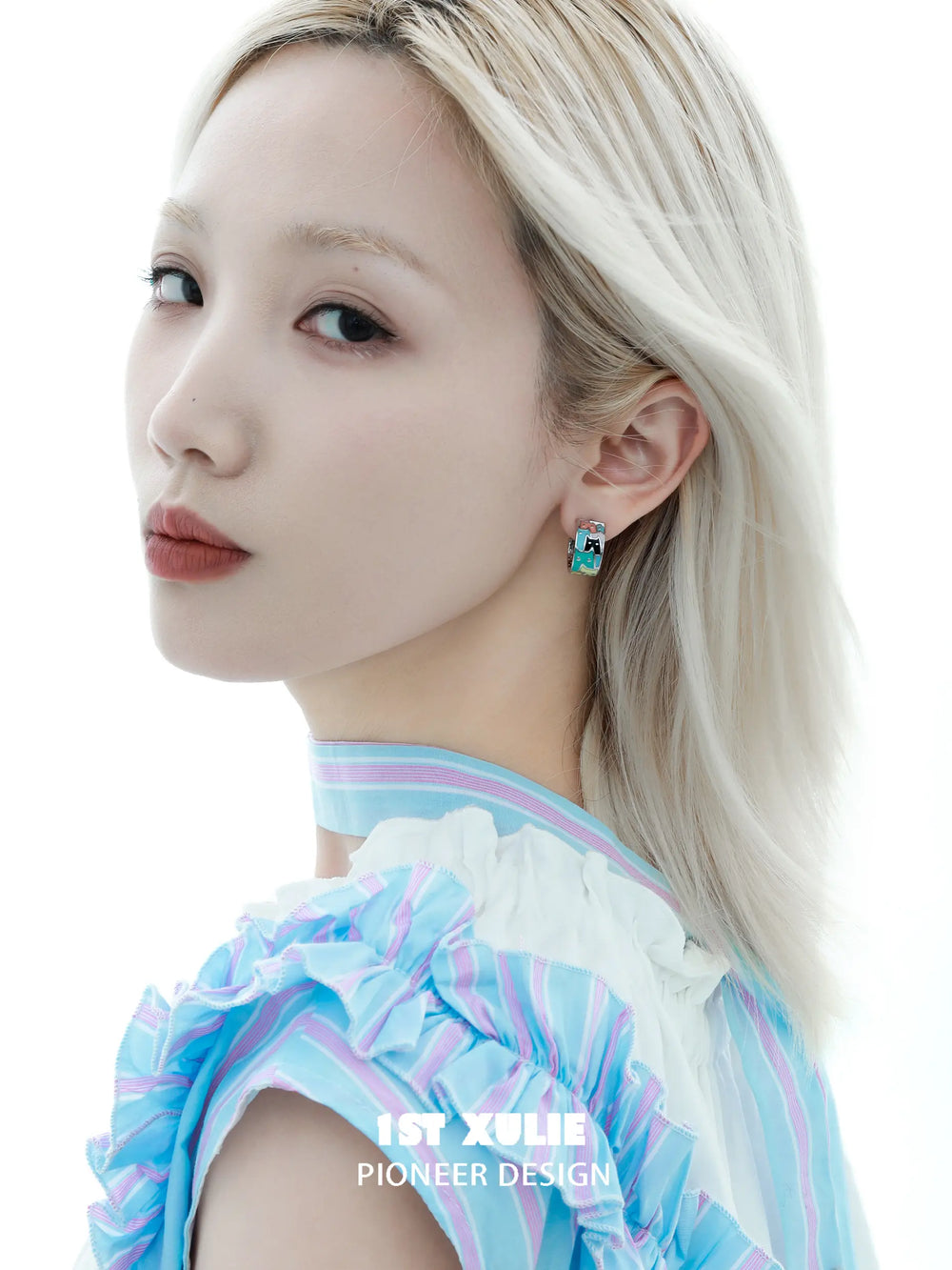 1ST XULIE "Ghosts Black Cat" Whimsical Enamel Cat Stud Earrings in Platinum Plated - Texture Detail