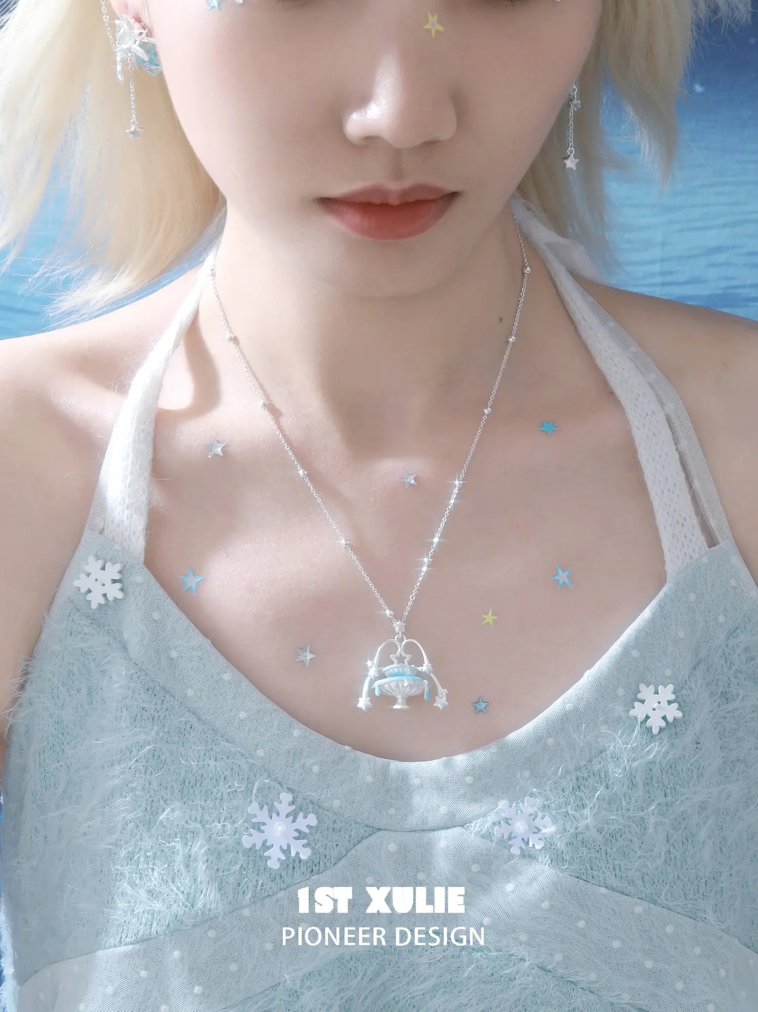 1ST XULIE Jewelry "WISHING STAR" Wishing Fountain Pendant Necklace in Rhodium Plated Brass - Side View