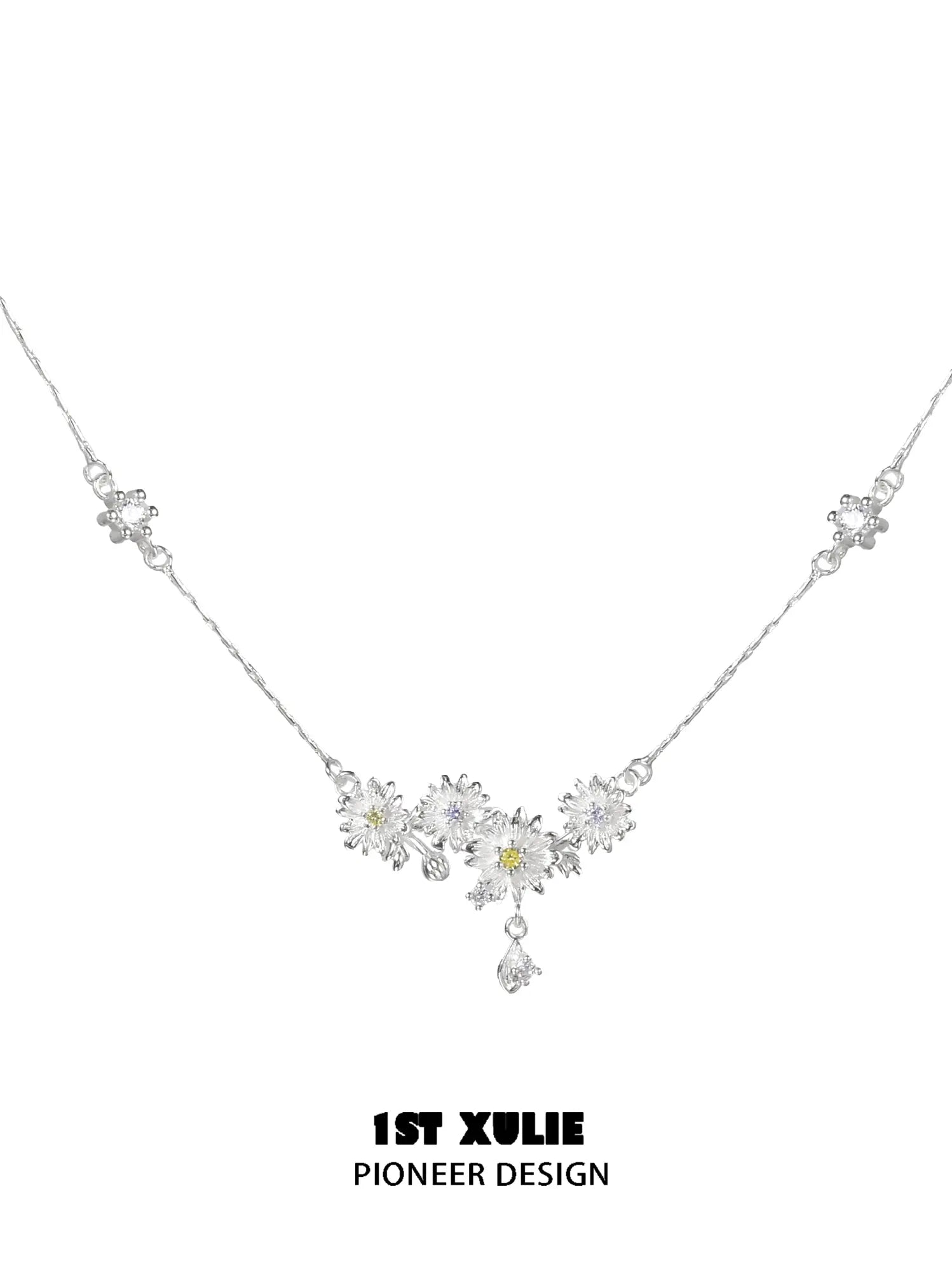 1ST XULIE Jewelry "DAISY" Blooming Daisy Pendant Necklace in 925 Sterling Silver - Packaging View