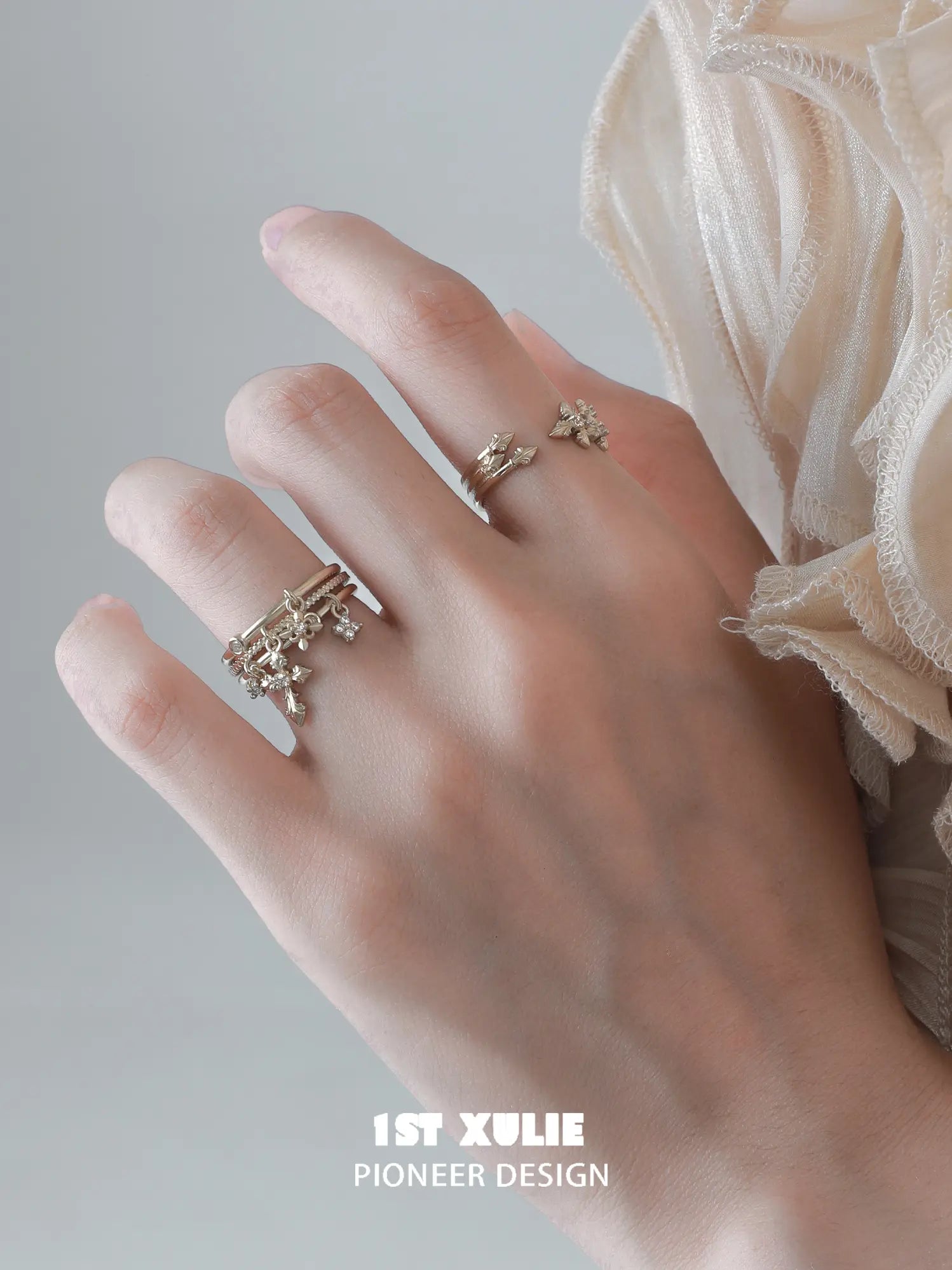1ST XULIE Jewelry "Bastet" Iris Dangle Adjustable Ring in 18K Gold Plated - Angle 1