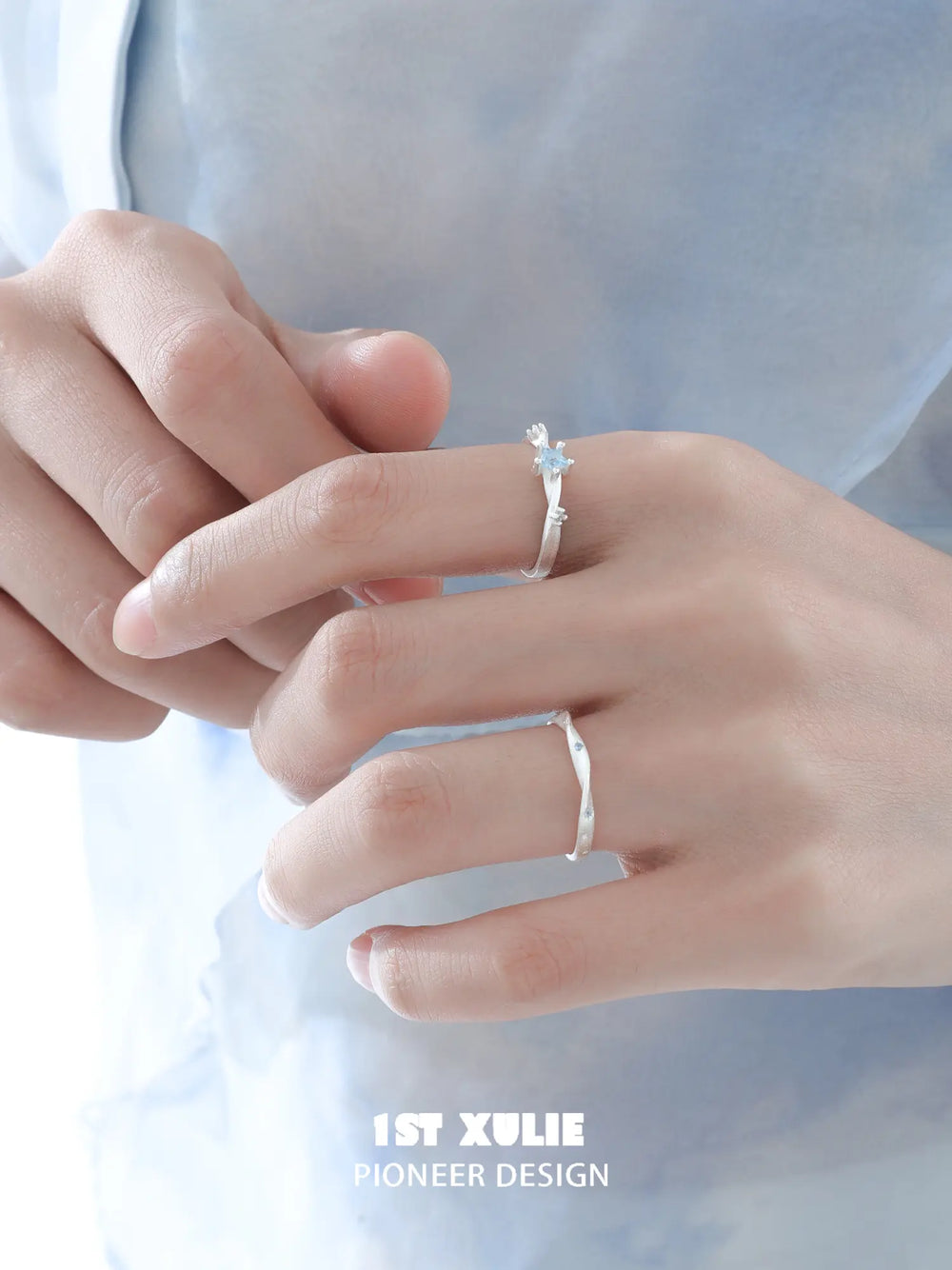 1ST XULIE Jewelry "Silver Angel" Twisted Zirconia Starlight Ring in 925 Sterling Silver - Texture View