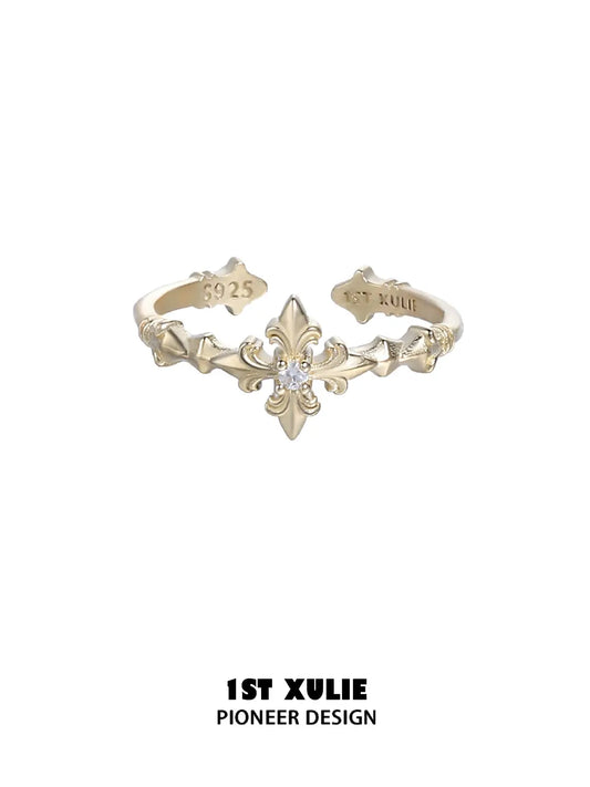 1ST XULIE Jewelry "Bastet" Vintage Fleur-de-lis Adjustable Ring in 925 Sterling Silver - Lifestyle Shot