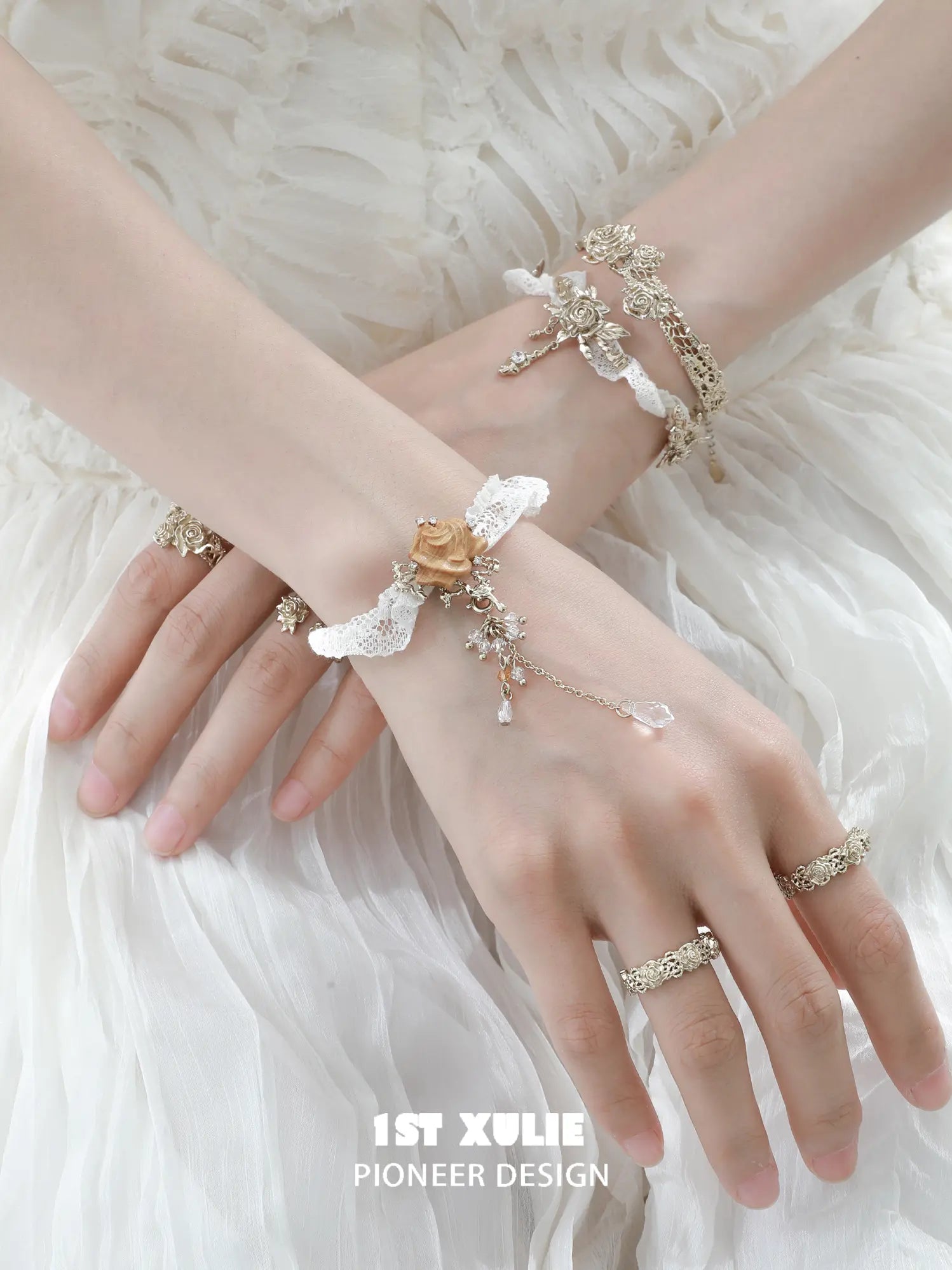1ST XULIE Jewelry "Lace Rose" Vintage Floral Charm Bracelet in 18K Gold Plated - Detail Shot