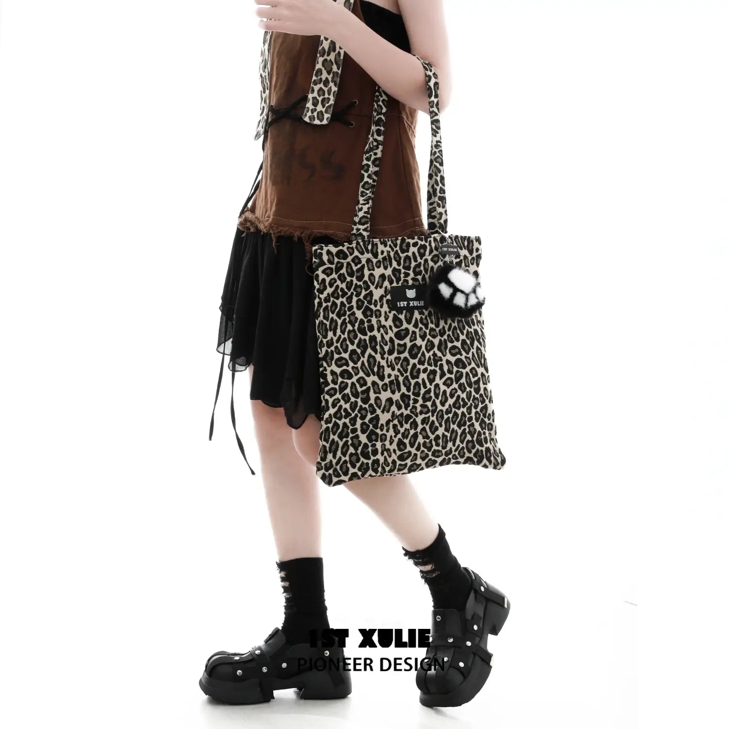 Halloween Revelry Sale Gift ③ -  Exclusive Leopard-Print Canvas Bag + Exclusive Handheld Mirror（Actual Payment of $459）