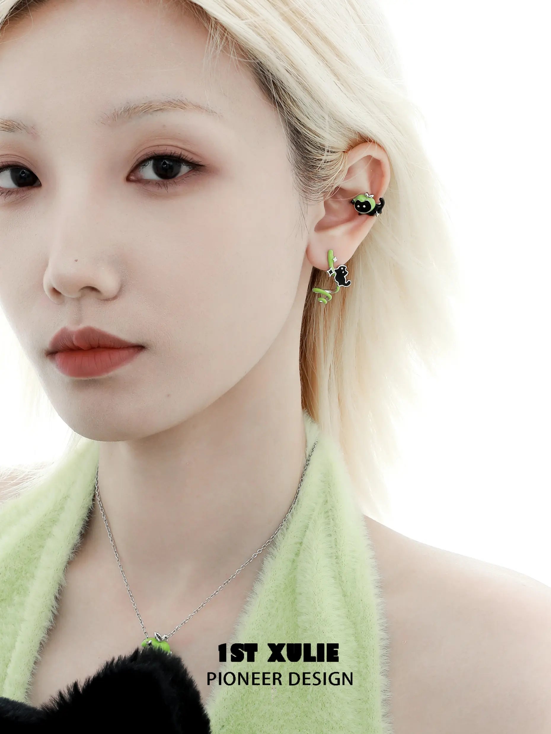 큐티스 애플랜드 18k 플래티넘 도금 새끼 고양이 &amp; 강아지 이어클립™