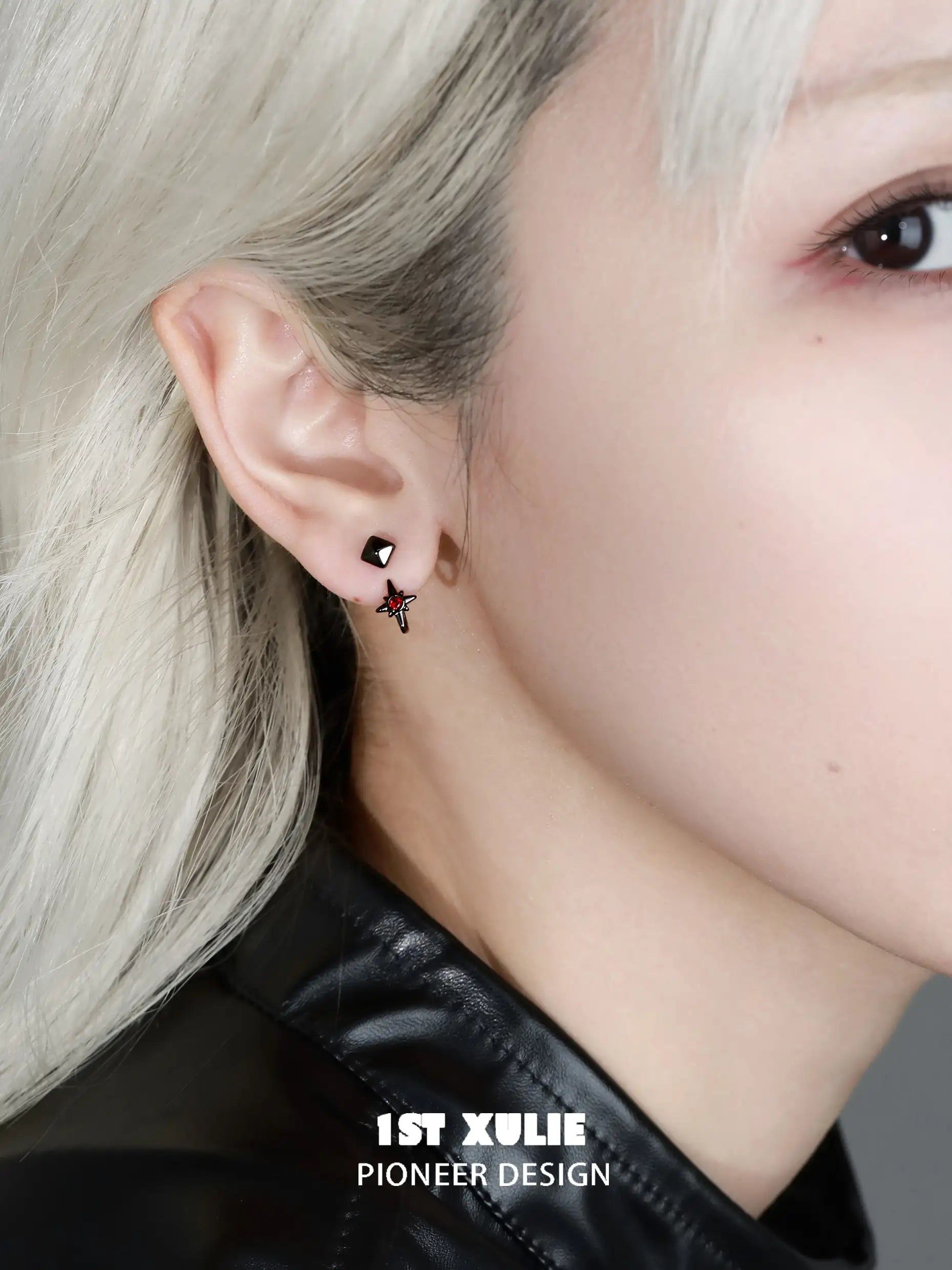 포비든 러브 S925 스네이크 &amp; 레드 크리스털 스터드 귀걸이™