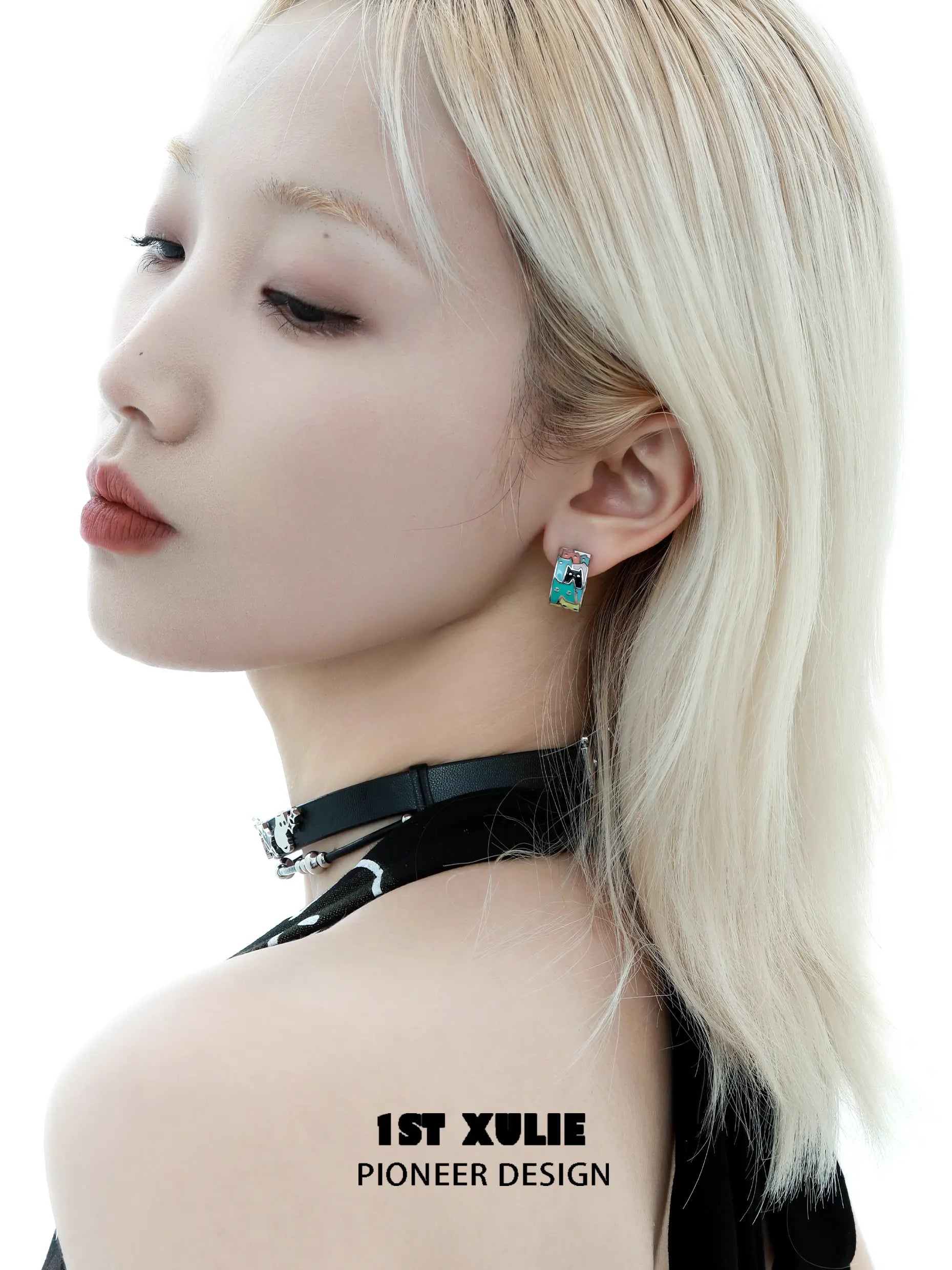 고스트 블랙캣 18k 플래티넘 도금 컬러풀 드립 925 스터드 귀걸이™