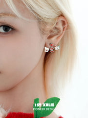 Graffit Kitten ＆ Puppy Apple Core 18k Platinum Plating Stud Earrings™