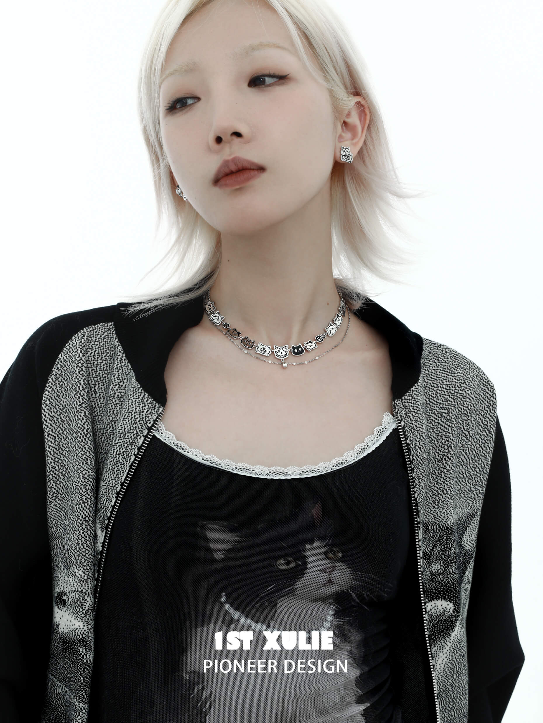 Graffiti Kitten 18K Platinum Plated Necklaces™