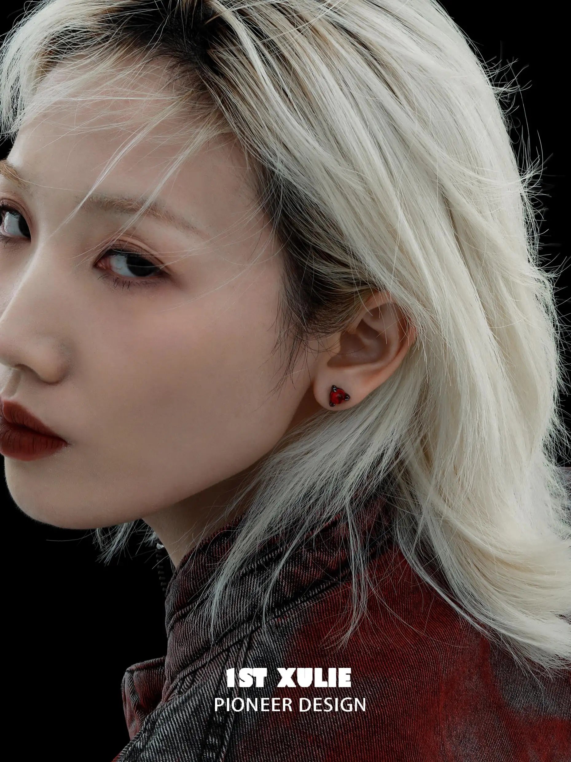 롱 925 스털링 실버 블랙 골드 드래곤 클로 레드 크리스탈 스터드 귀걸이™