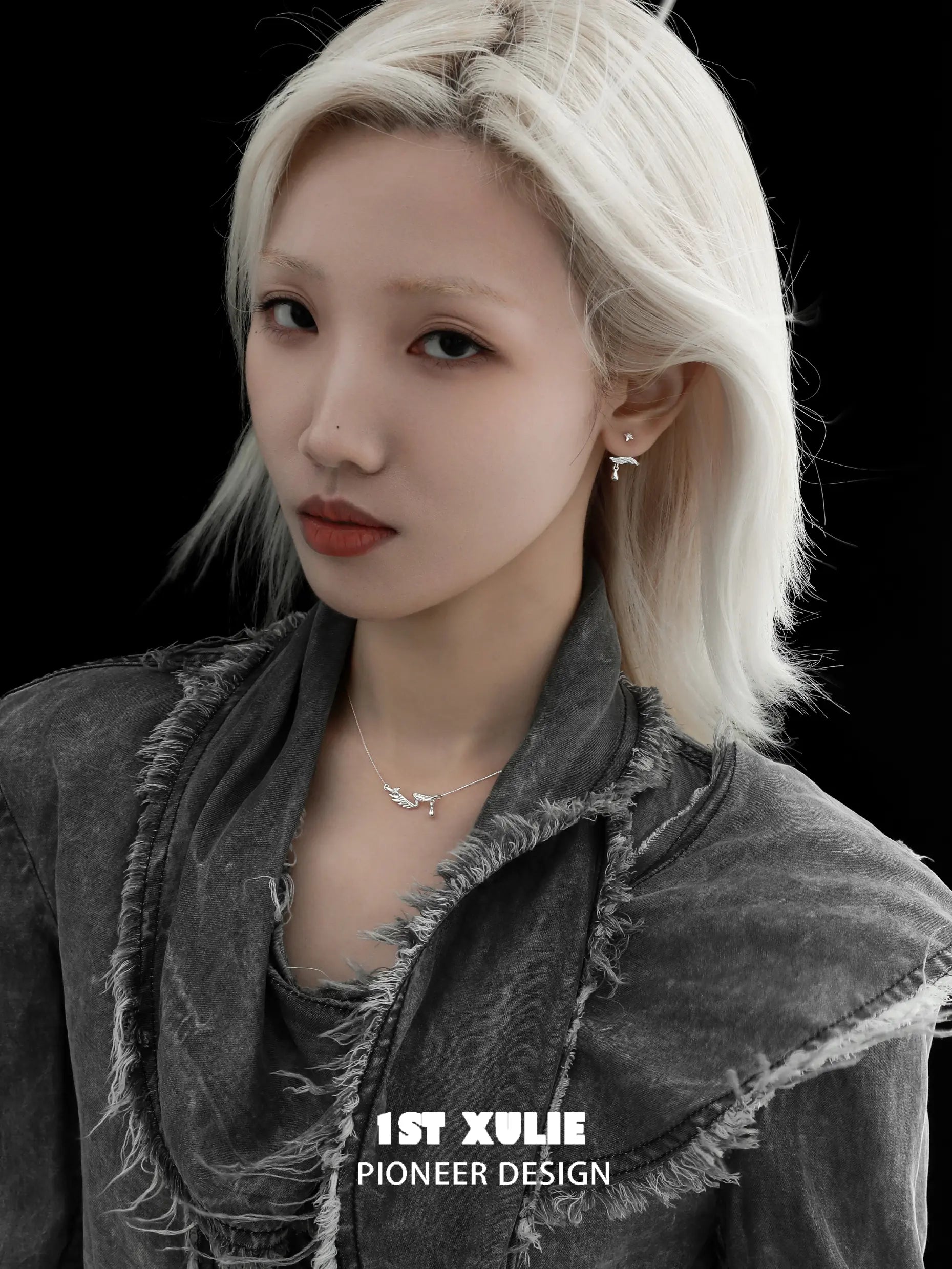 루시퍼 925 스털링 실버 스몰 신생아 깃털 스터드 귀걸이™