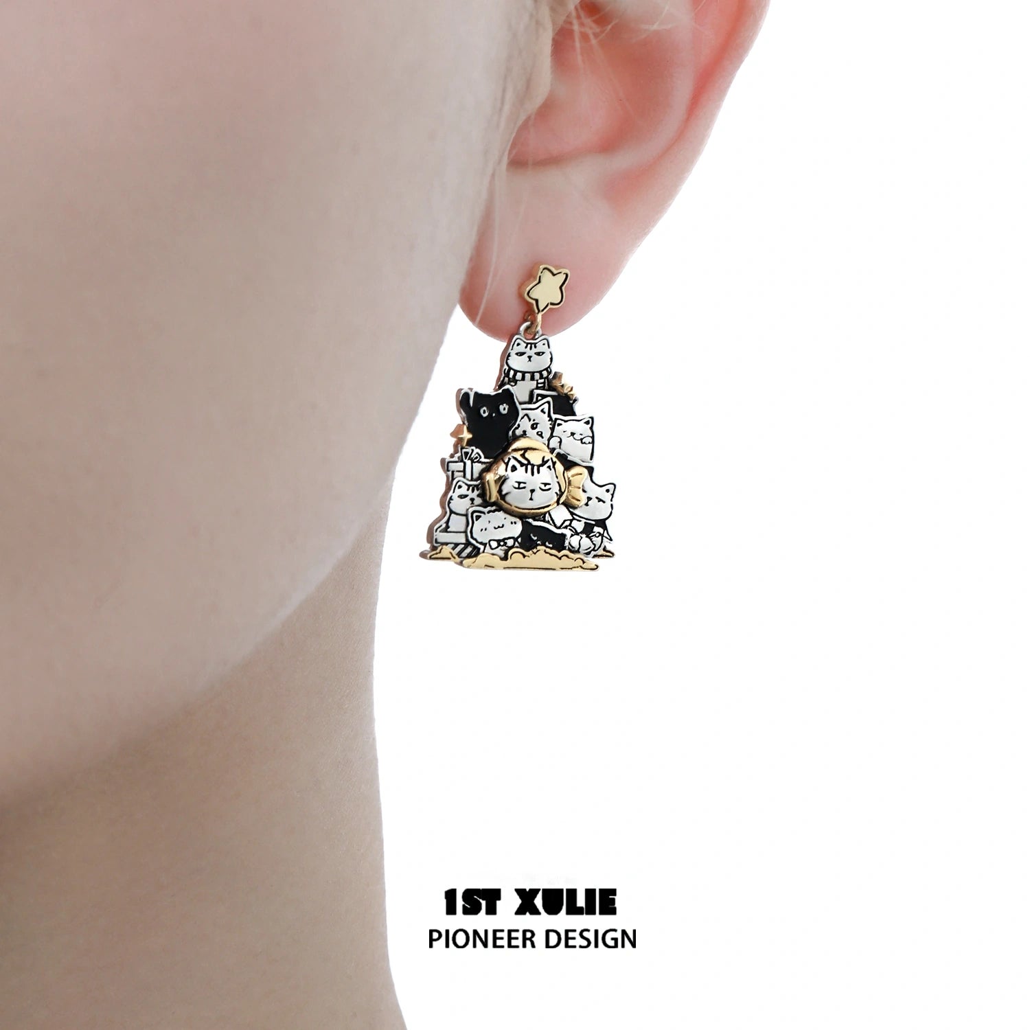 메리 크리스마스 2024 그래피티 키튼 크리스마스 트리 S925 18K 플래티넘 도금 스터드 귀걸이™
