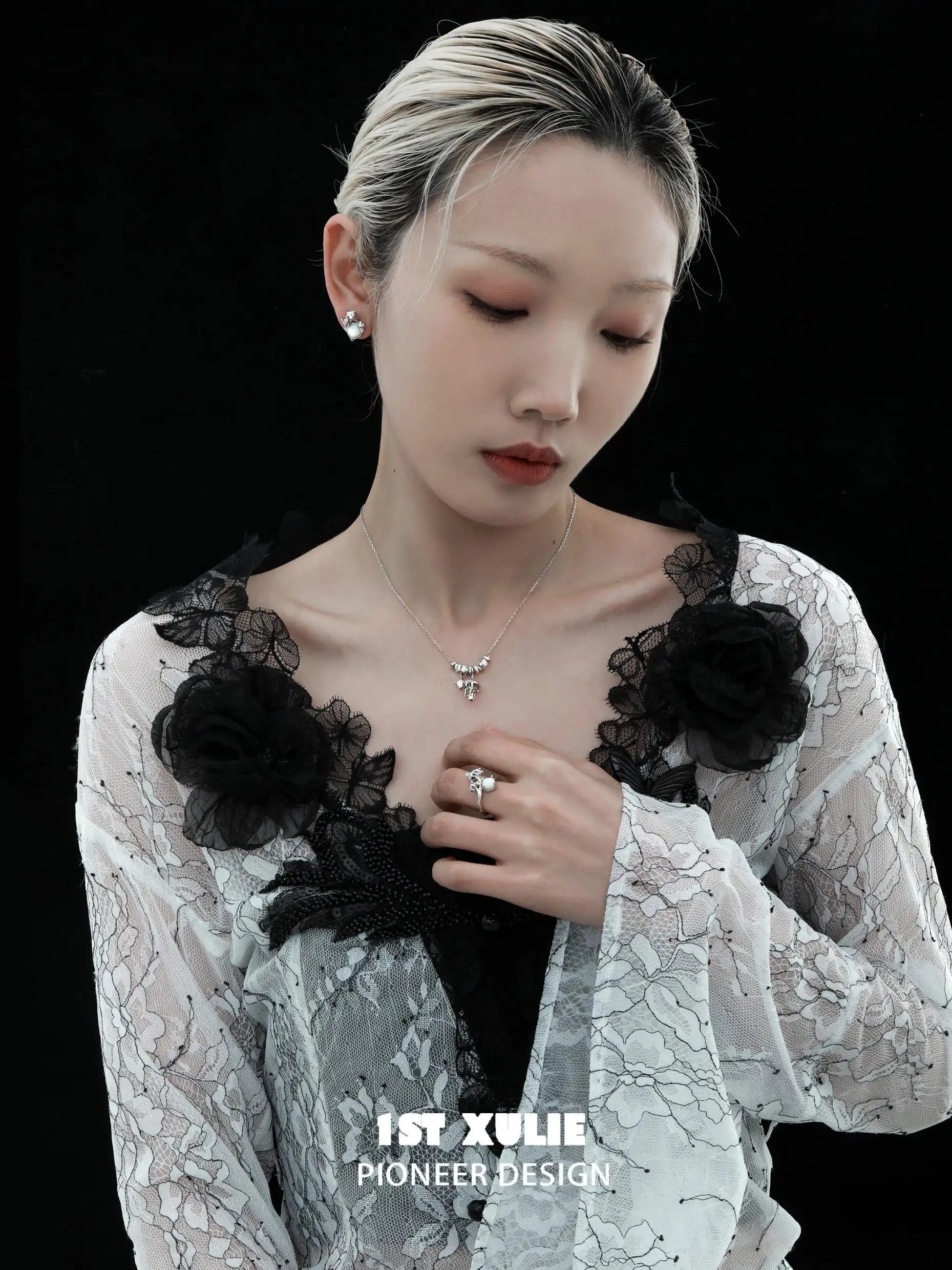 머쉬룸 스토리 925 스털링 실버 스터드 귀걸이™