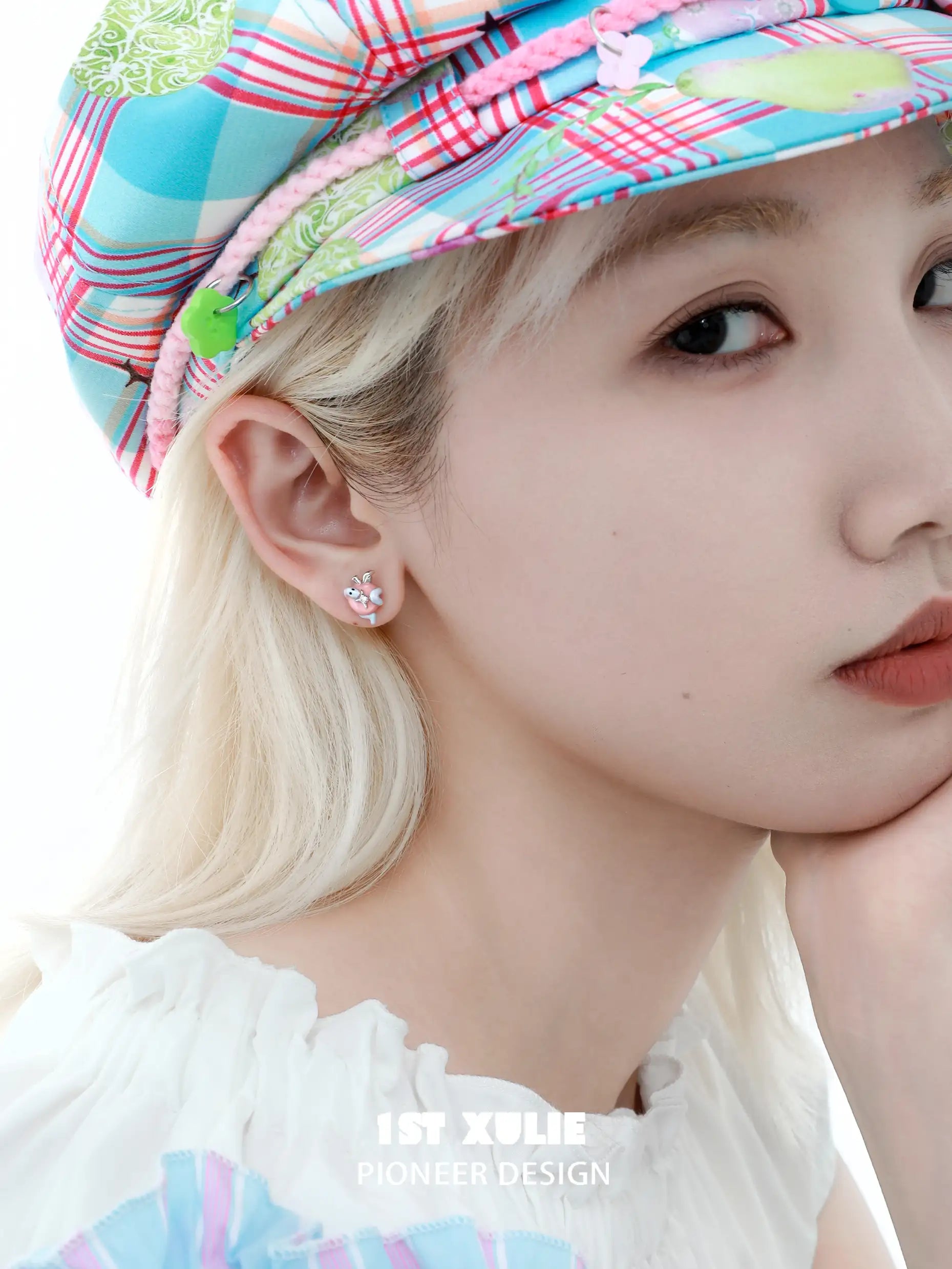 Nom Nom Snake S925 18K 플래티넘 도금 스터드 귀걸이™