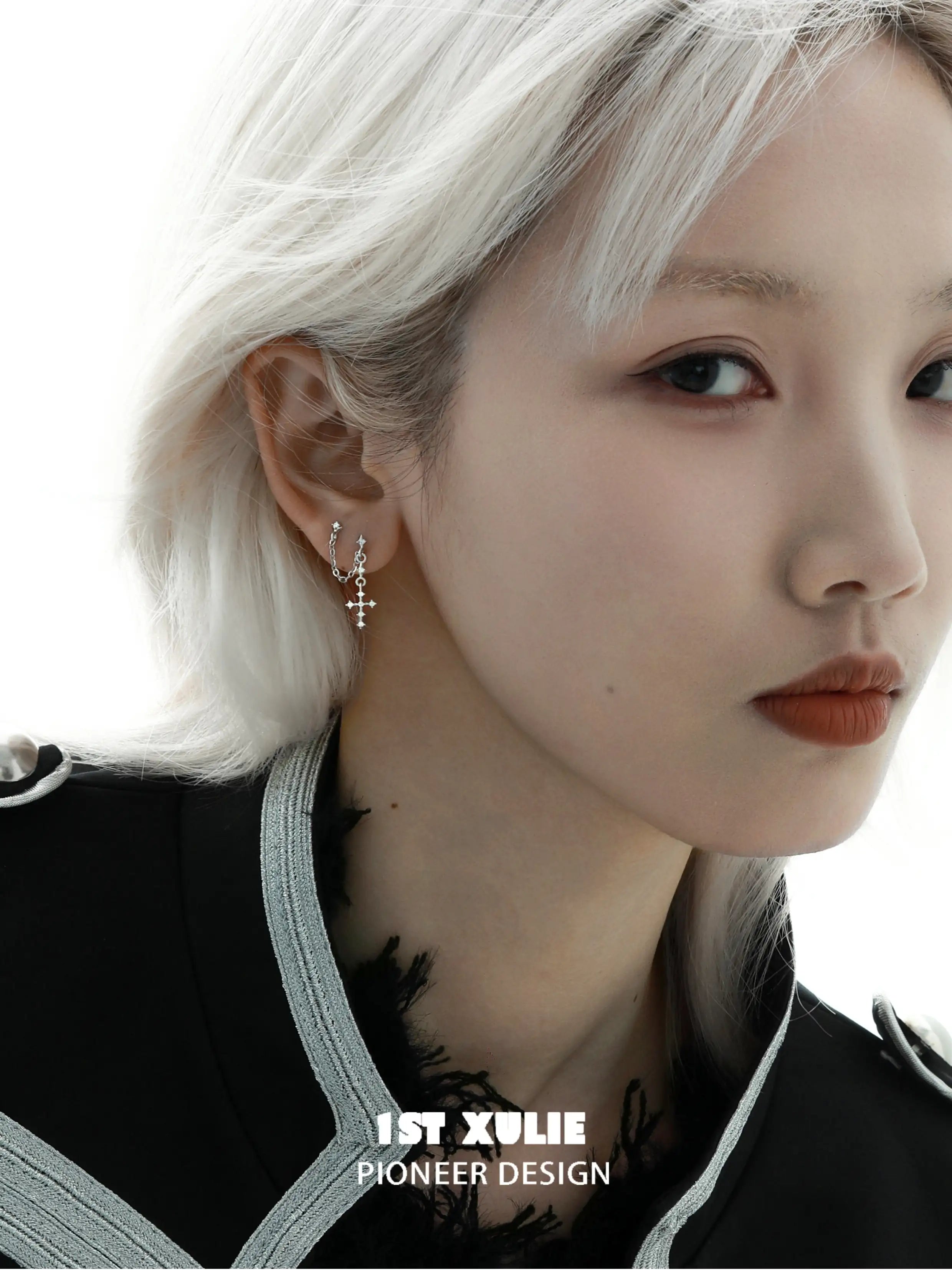 실버 엔젤 S925 스털링 실버 지르콘 투폴드 피어싱 귀걸이™