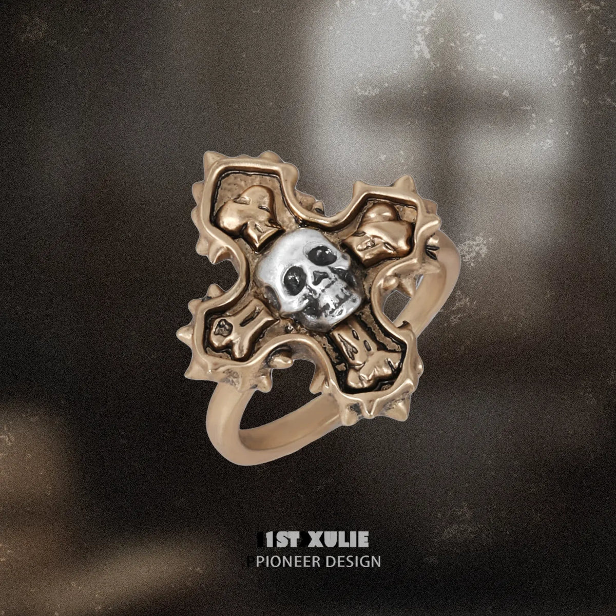 Sinfulness 18K 빈티지 골드 도금 스컬 링™