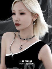 Snake Bite White × Black 18k Platinum Plated Pendant Earrings™