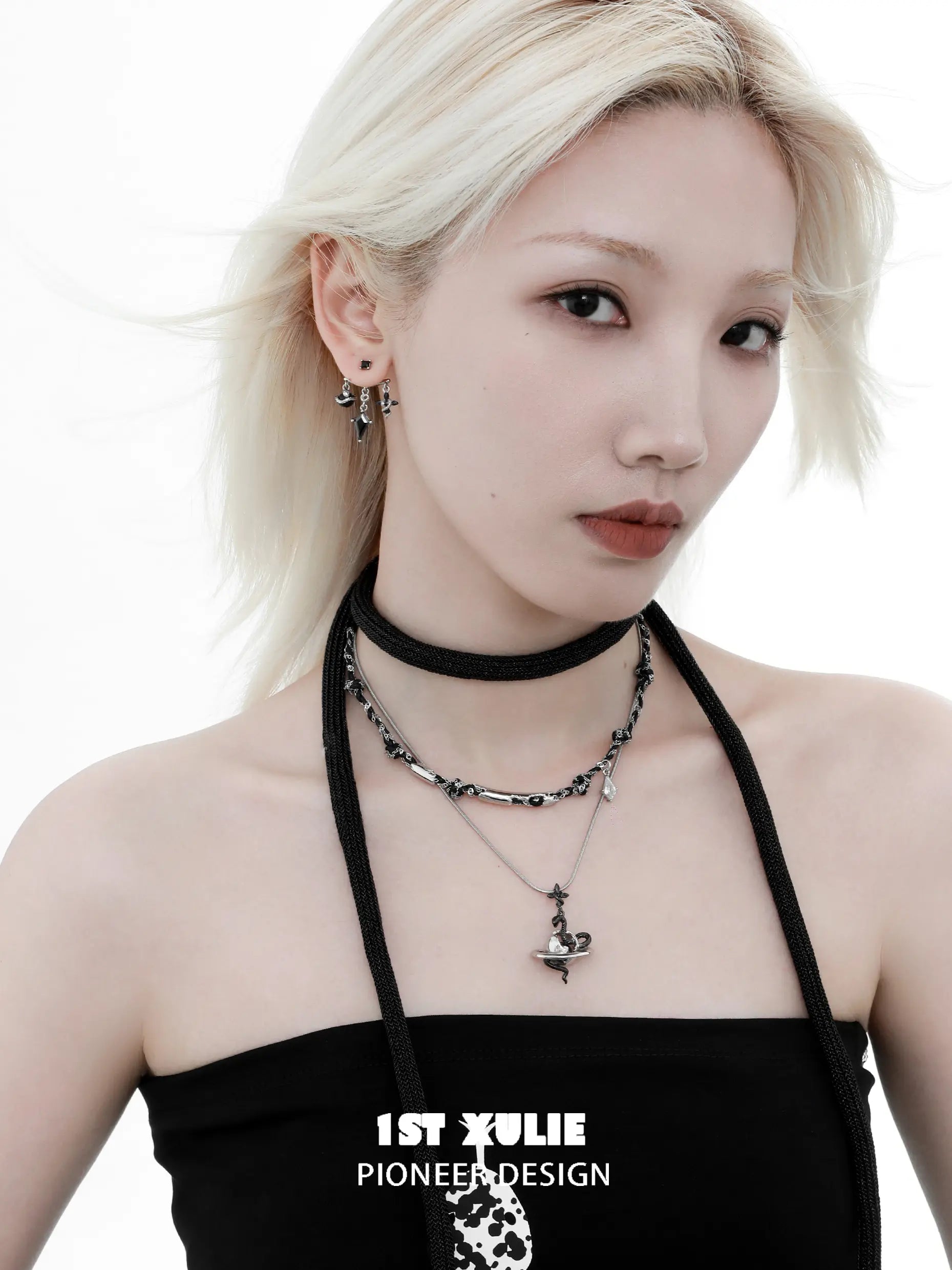 Snake Bite White × Black  Serpent 18k Platinum Plated Entwine Link Pendant Necklace™