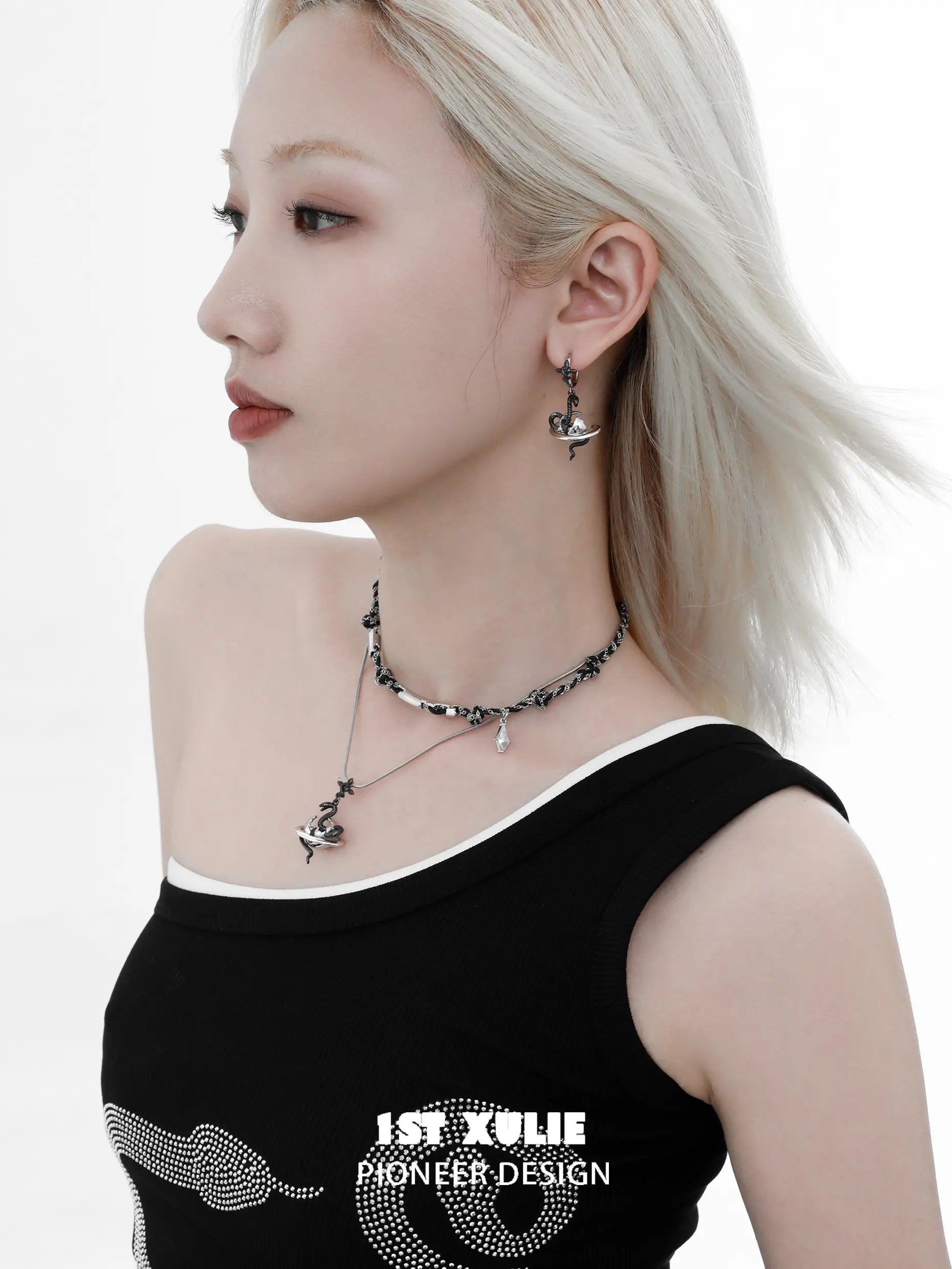 Snake Bite White × Black  Serpent 18k Platinum Plated Entwine Link Pendant Necklace™