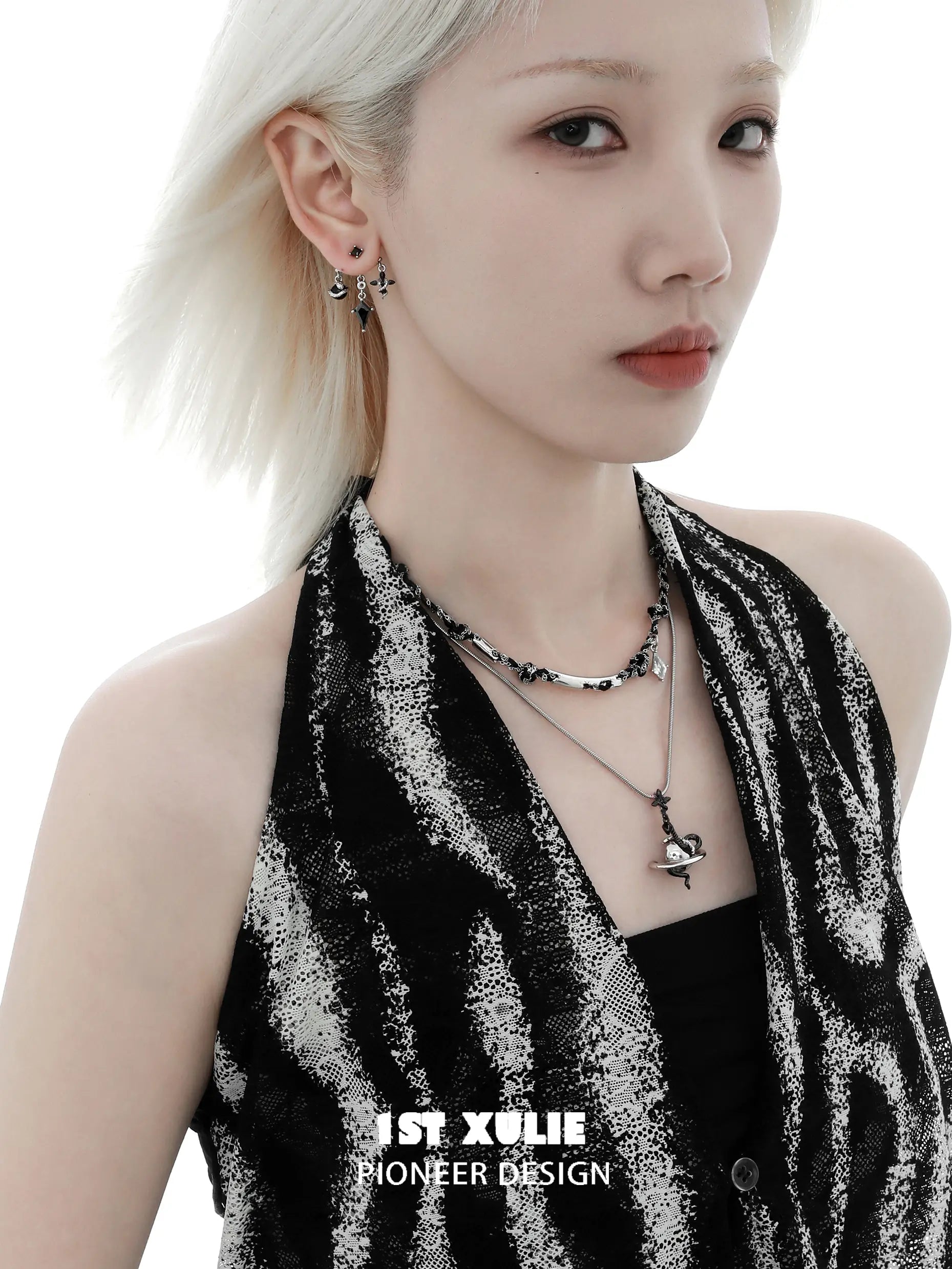 Snake Bite White × Black  Serpent 18k Platinum Plated Entwine Link Pendant Necklace™