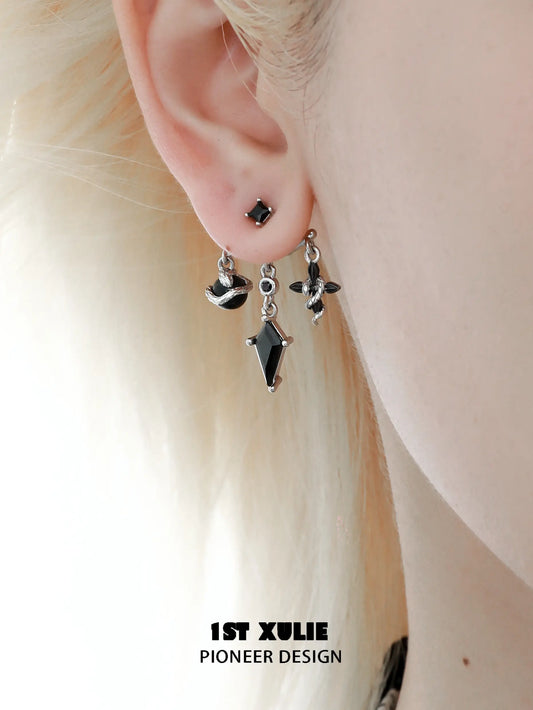 Snake Bite White × Black Serpent 18k Platinum Plated Stud Earrings™