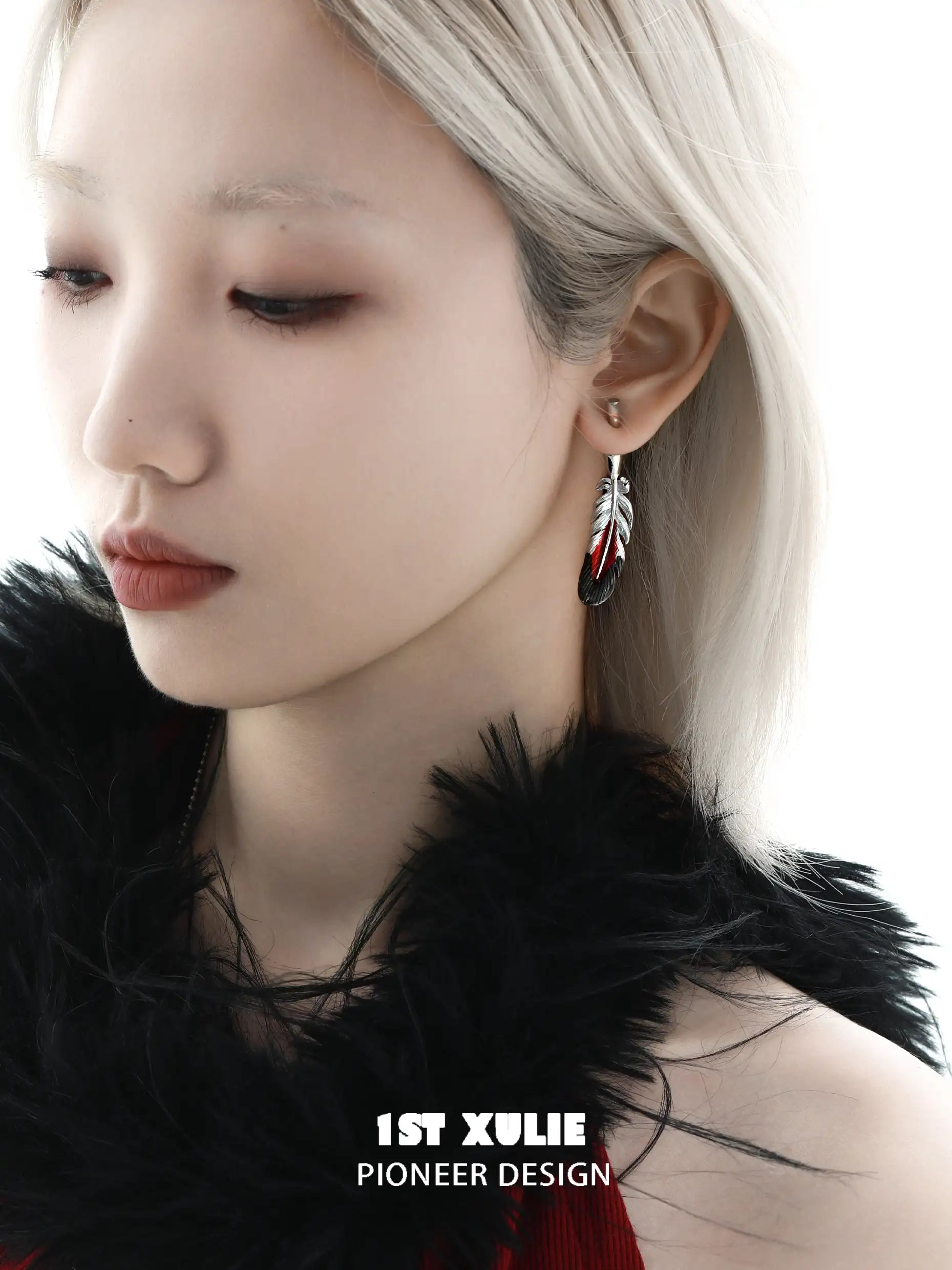 Soaring Cranes S925 18K 플래티넘 도금 깃털 귀걸이™
