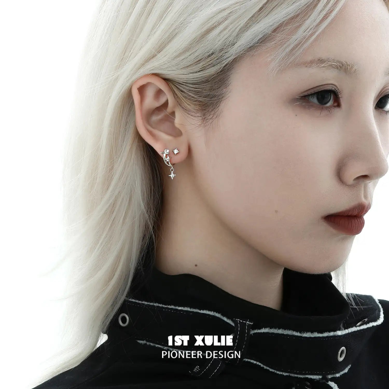 스타 트레일 S925 스털링 실버 블랙 레진 분리형 스터드 귀걸이™
