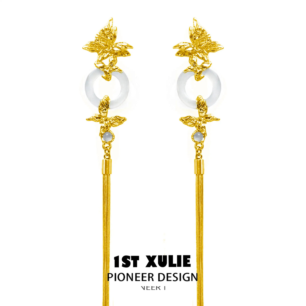 화이트플라이 24K 골드 도금 화이트 칼세도니 태슬 귀걸이™
