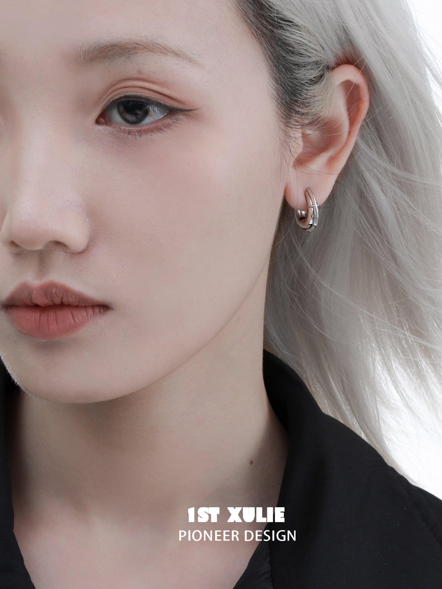 Black Mirror 18k Platinum Plated Earrings™ - 1ST XULIE