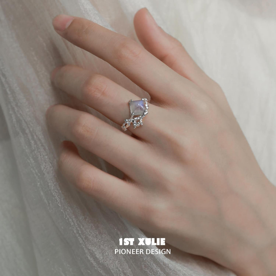 Blue Sky S925 Sterling Silver Gray Moonstone Ring™ - 1ST XULIE