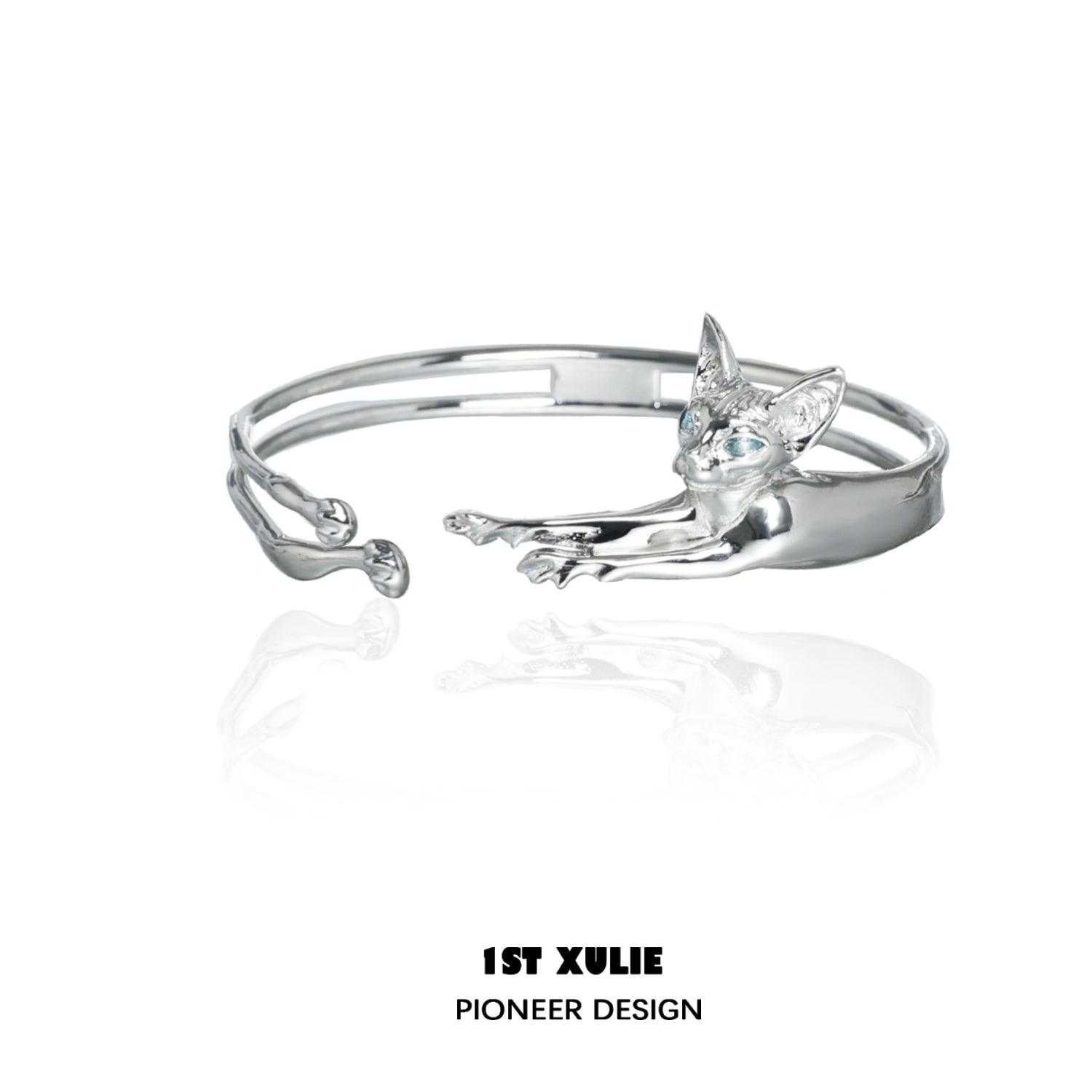 Cat's Gaze Abstract 18k Platinum Plated Cat Bracelet™ - 1ST XULIE