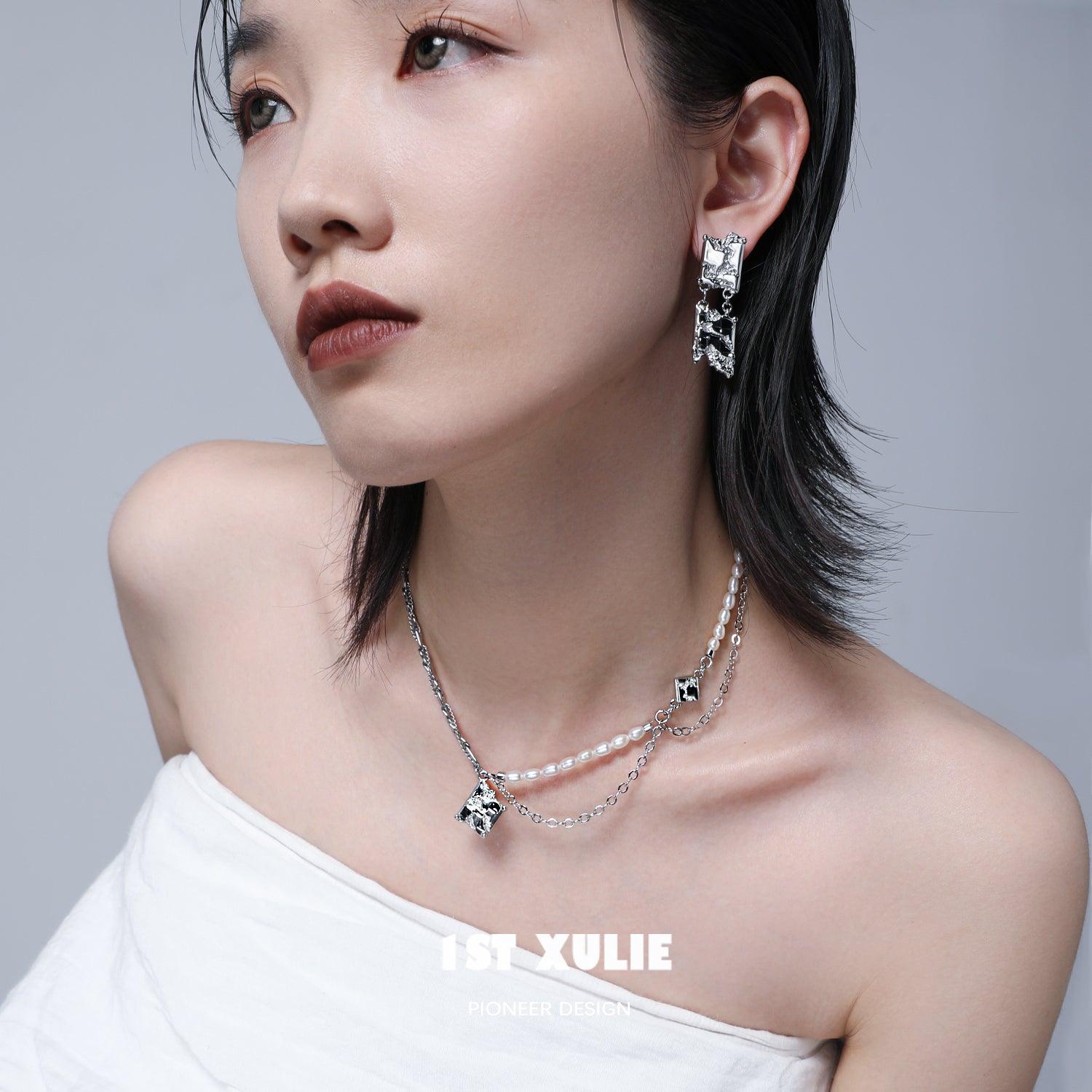 Checkerboard 18k Platinum Plated Pearl Necklace™ - 1ST XULIE