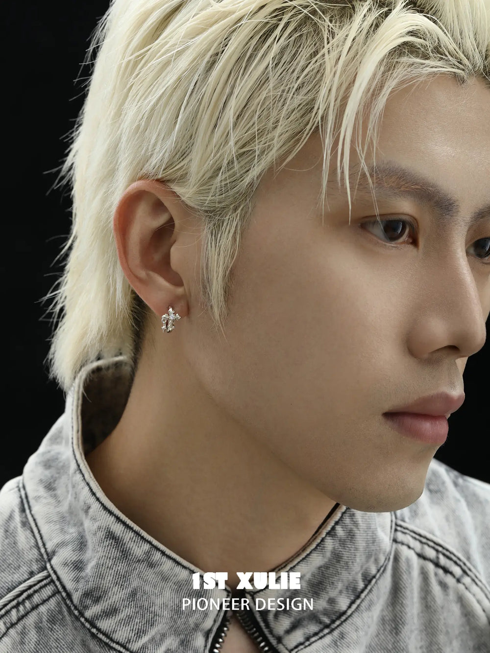 Model wearing the small coordinating stud earring